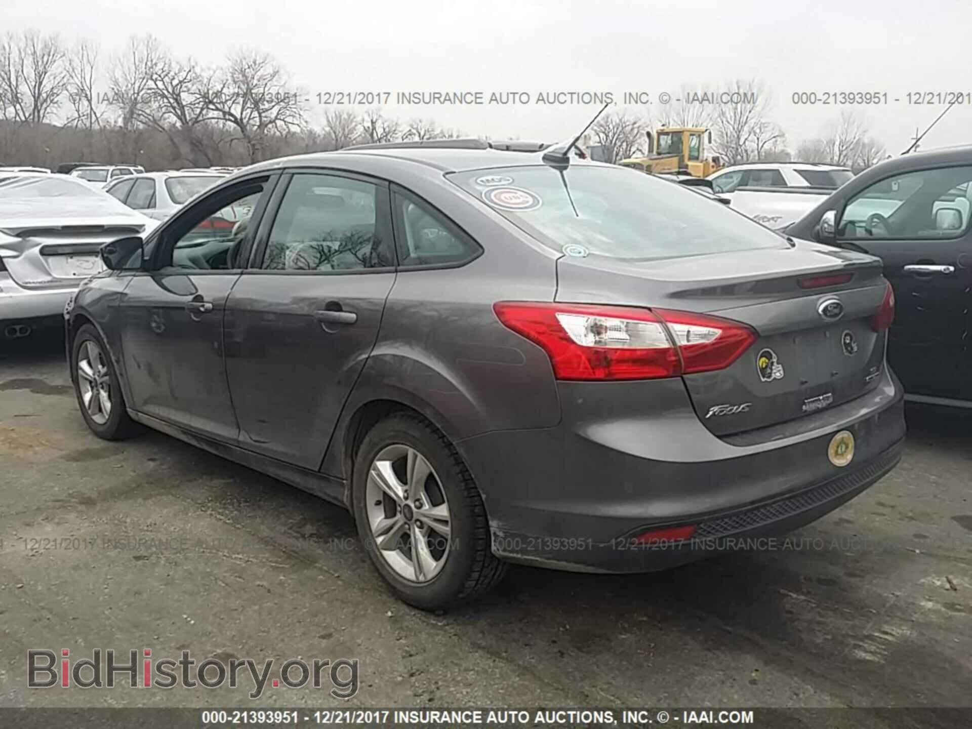 2013 Ford Focus - VIN: 1FADP3F21DL307369 - Photo 3