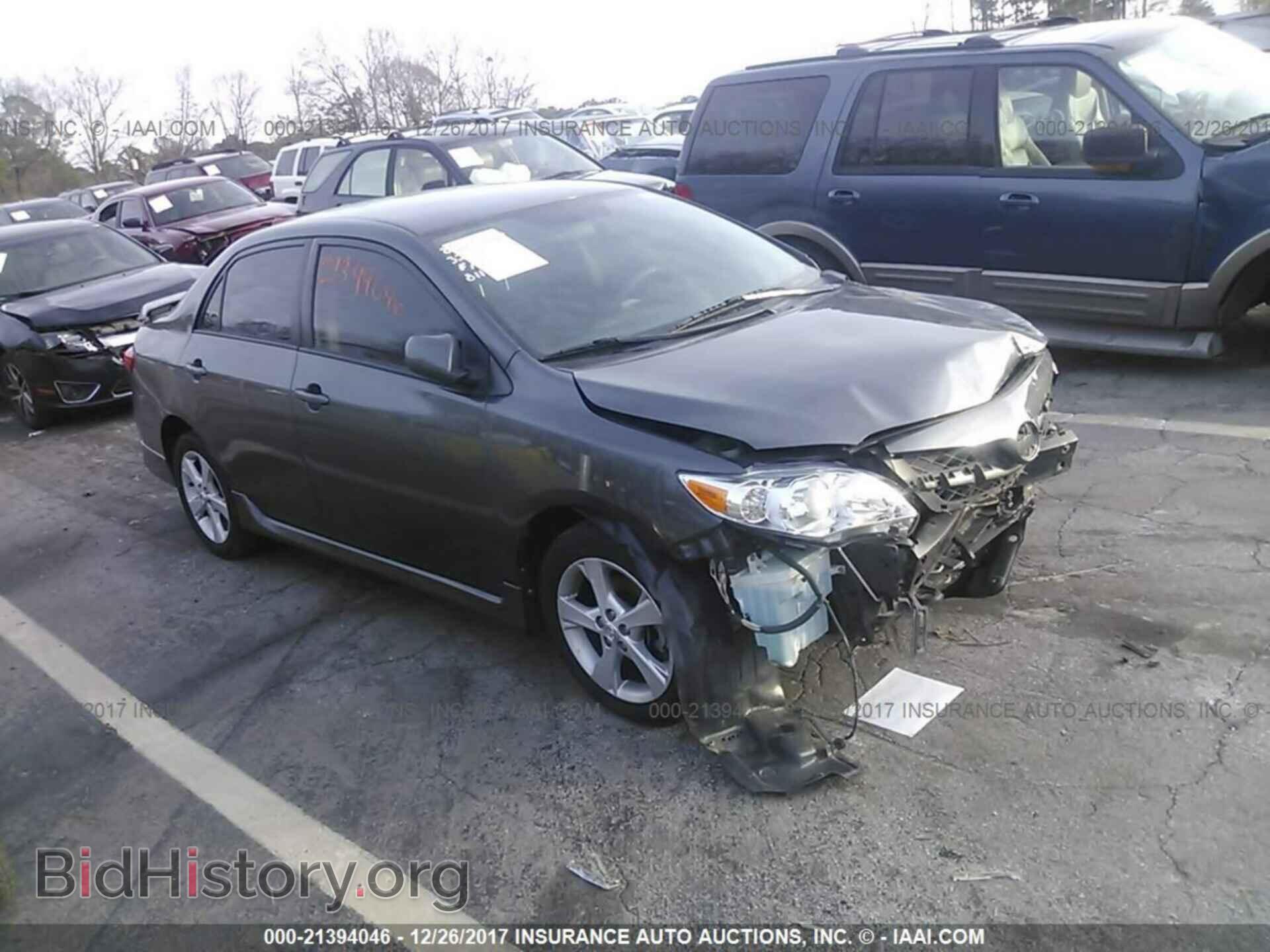 Photo 2T1BU4EEXBC679776 - Toyota Corolla 2011