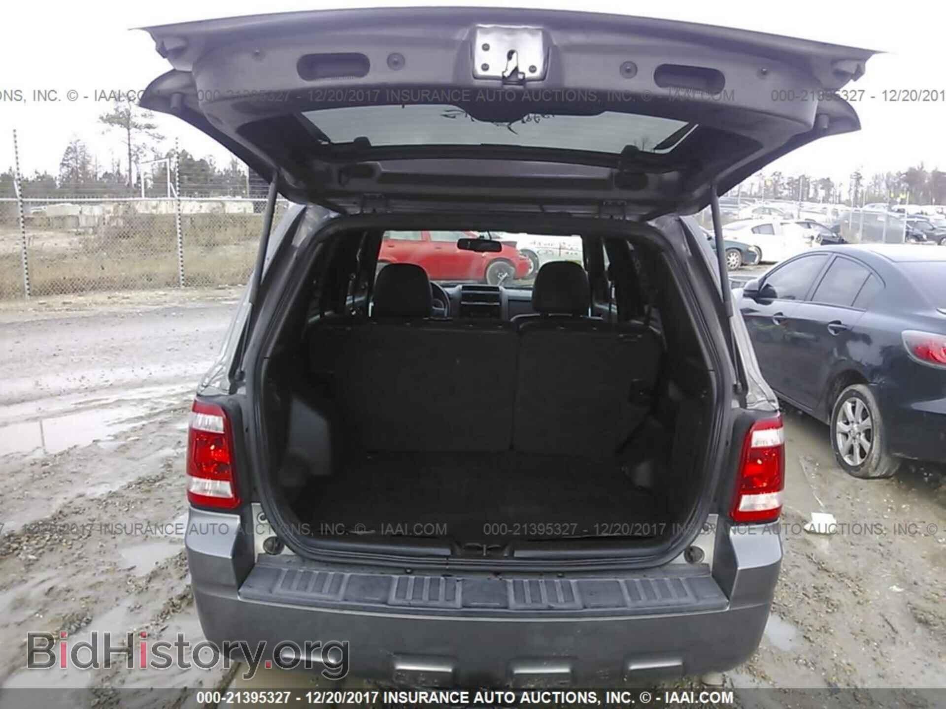 2012 Ford Escape - VIN: 1FMCU0EGXCKA85831 - Фото 8