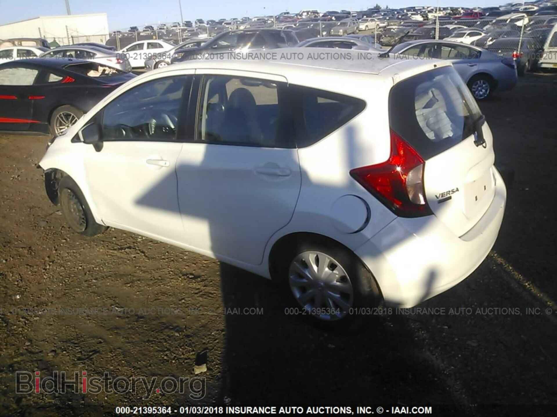 2015 Nissan Versa note - VIN: 3N1CE2CP0FL381317 - Photo 3