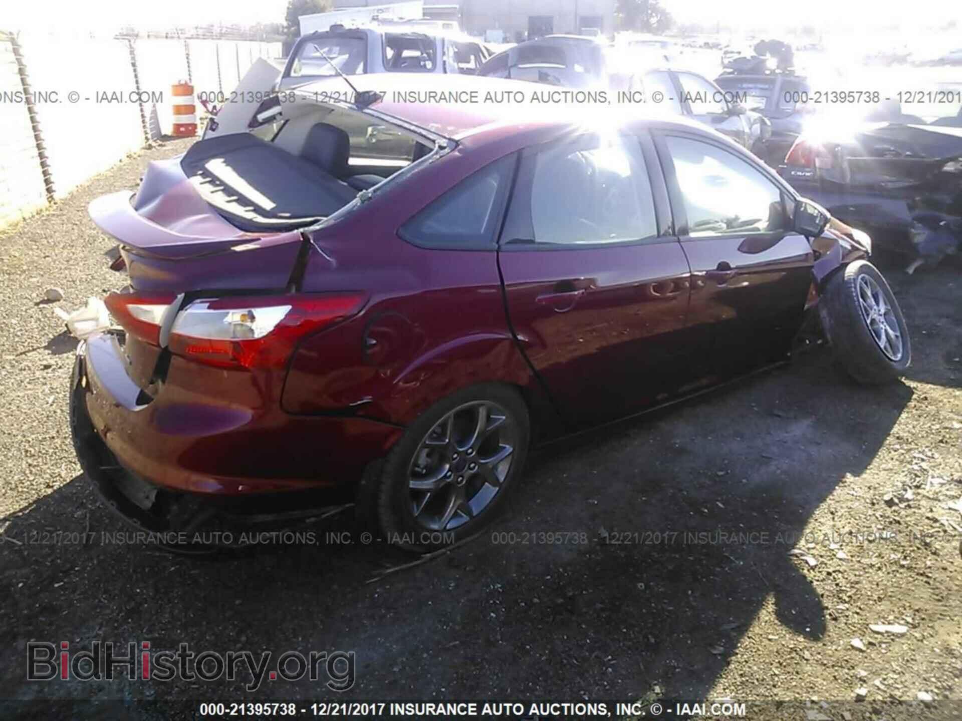 2013 Ford Focus - VIN: 1FADP3F27DL335788 - Photo 4