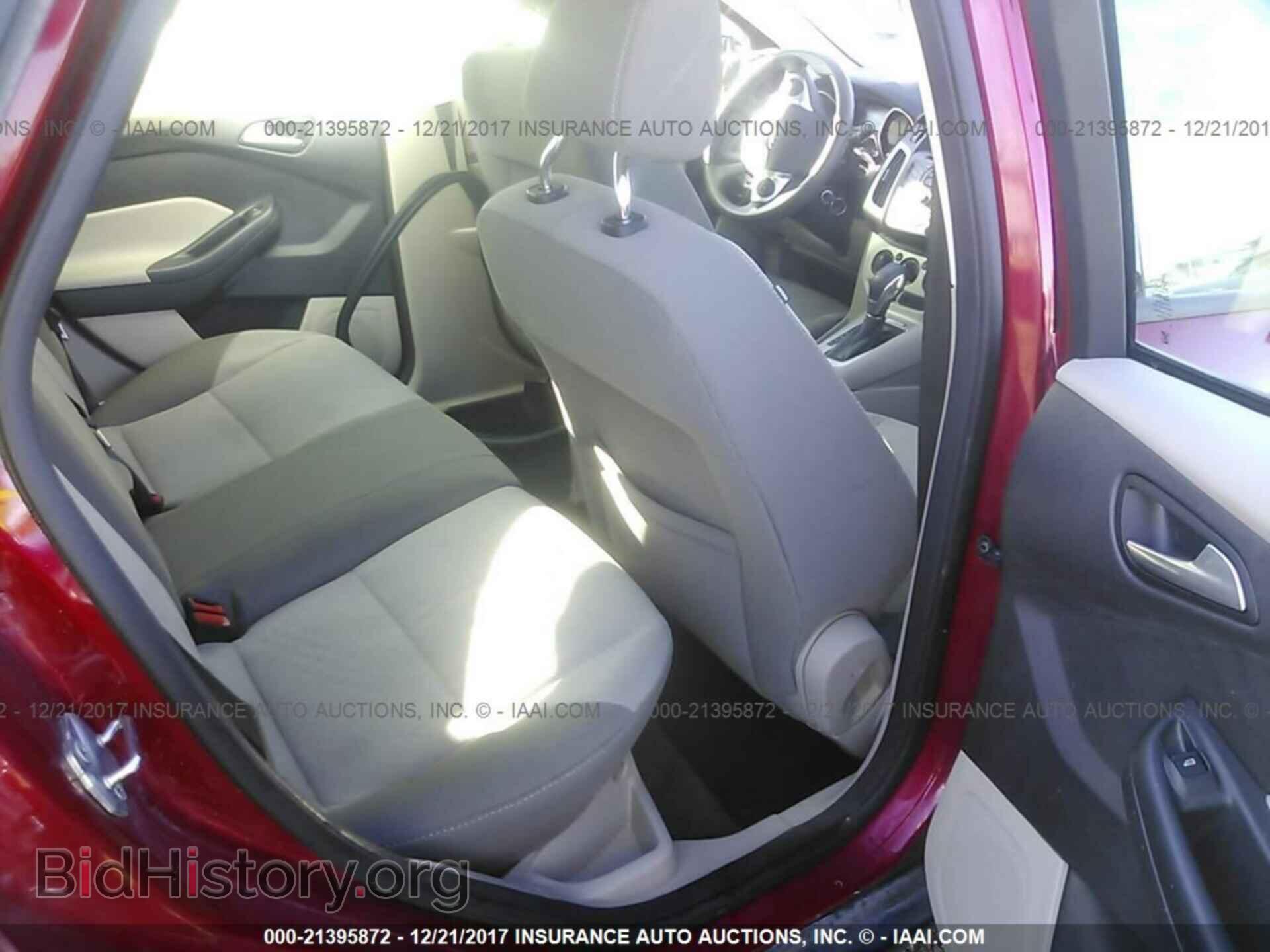 2012 Ford Focus - VIN: 1FAHP3K2XCL352526 - Фото 8