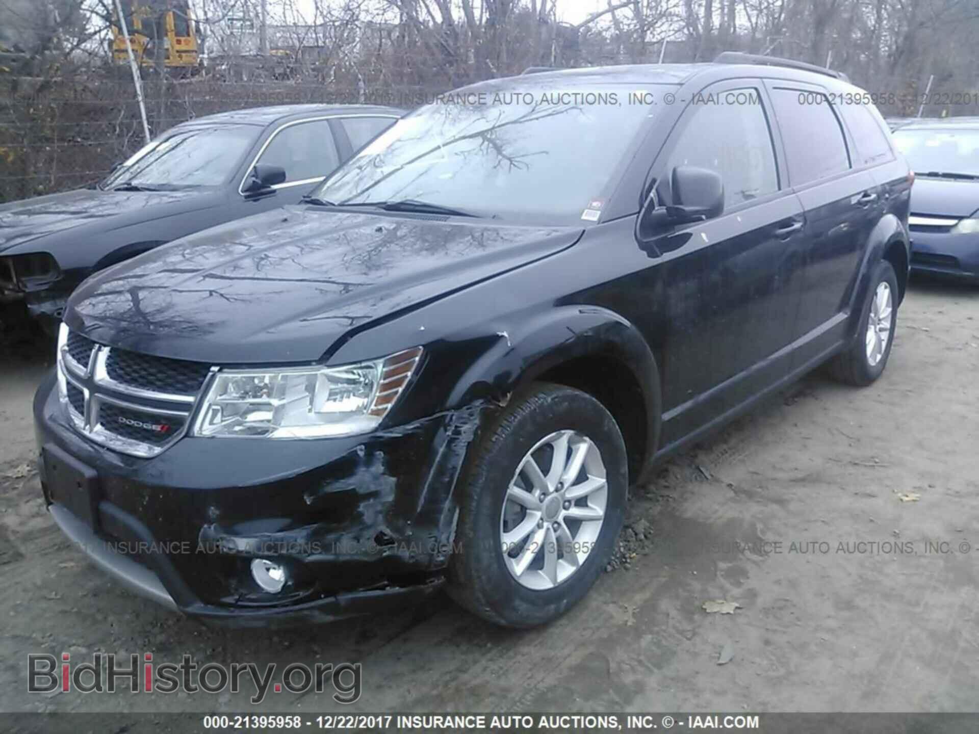 2016 Dodge Journey - VIN: 3C4PDCBG3GT135212 - Фото 2