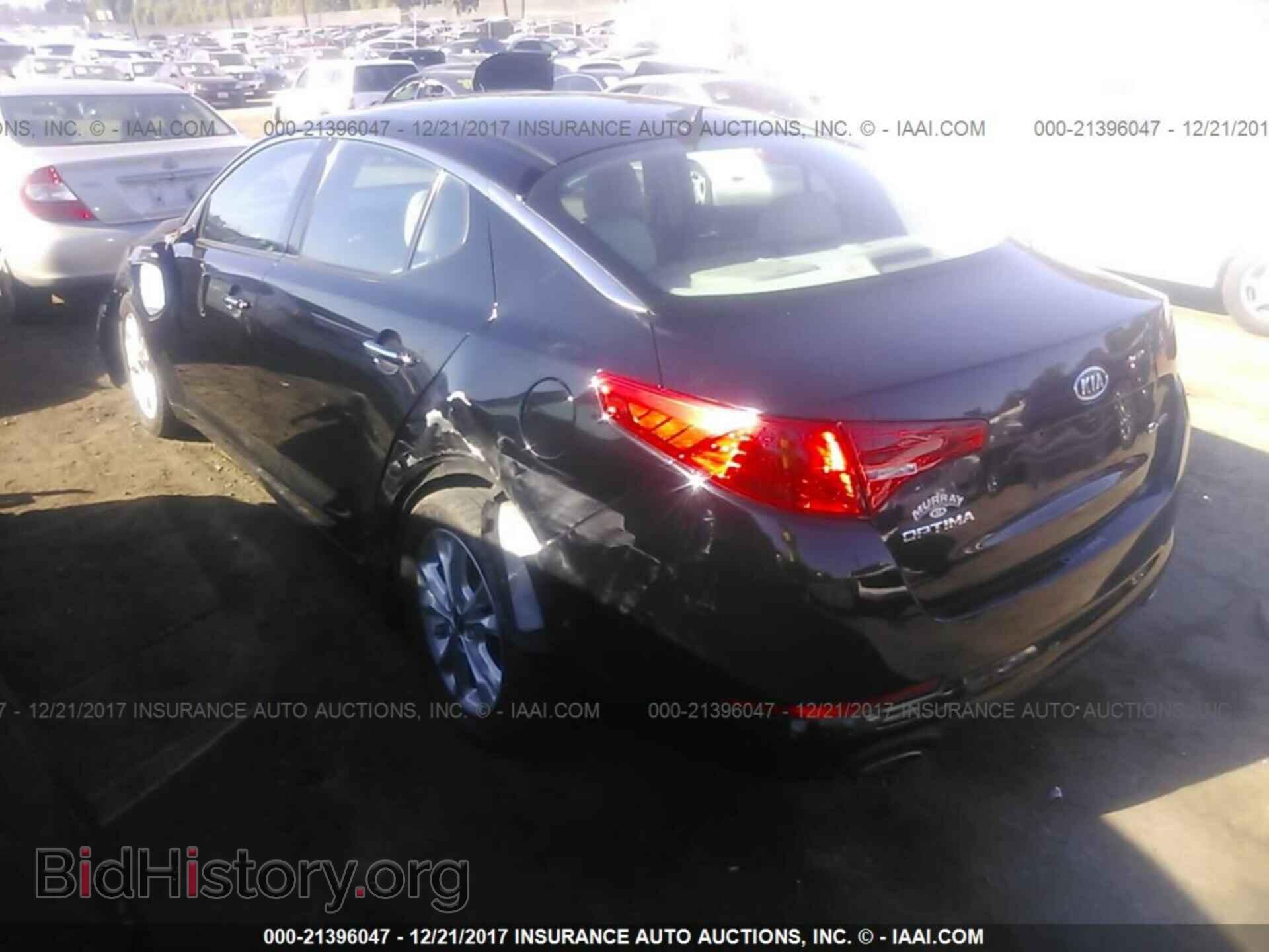 2011 Kia Optima - VIN: KNAGN4A72B5117505 - Фото 3