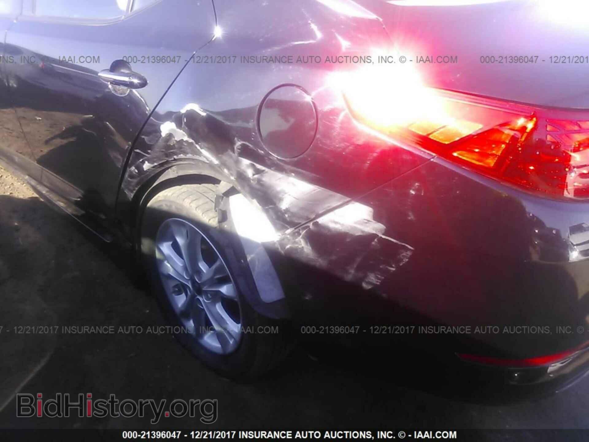 2011 Kia Optima - VIN: KNAGN4A72B5117505 - Фото 6