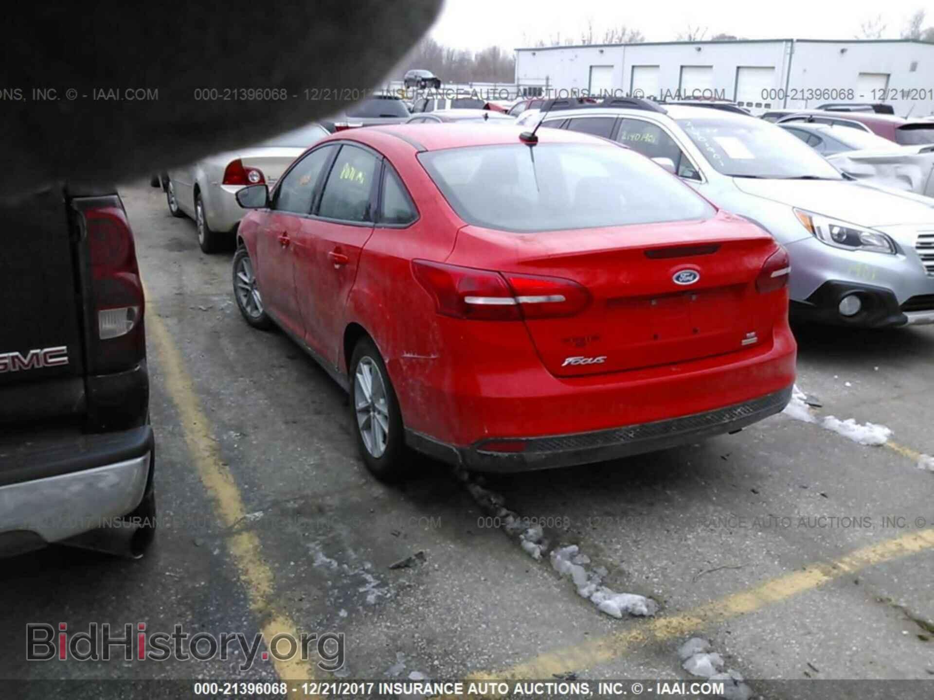 2017 Ford Focus - VIN: 1FADP3FE7HL238302 - Фото 3