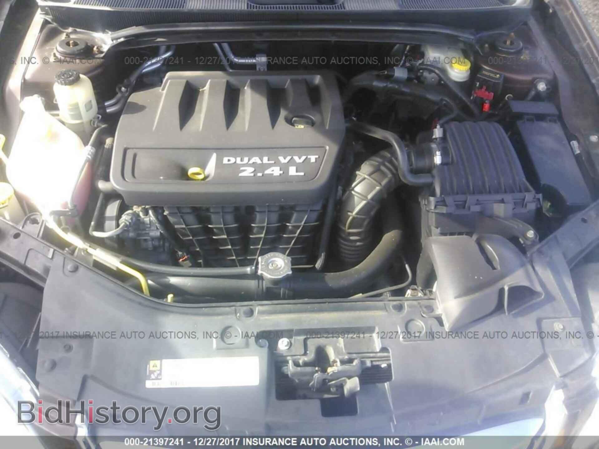 2013 Chrysler 200 - VIN: 1C3CCBBB7DN515654 - Фото 10