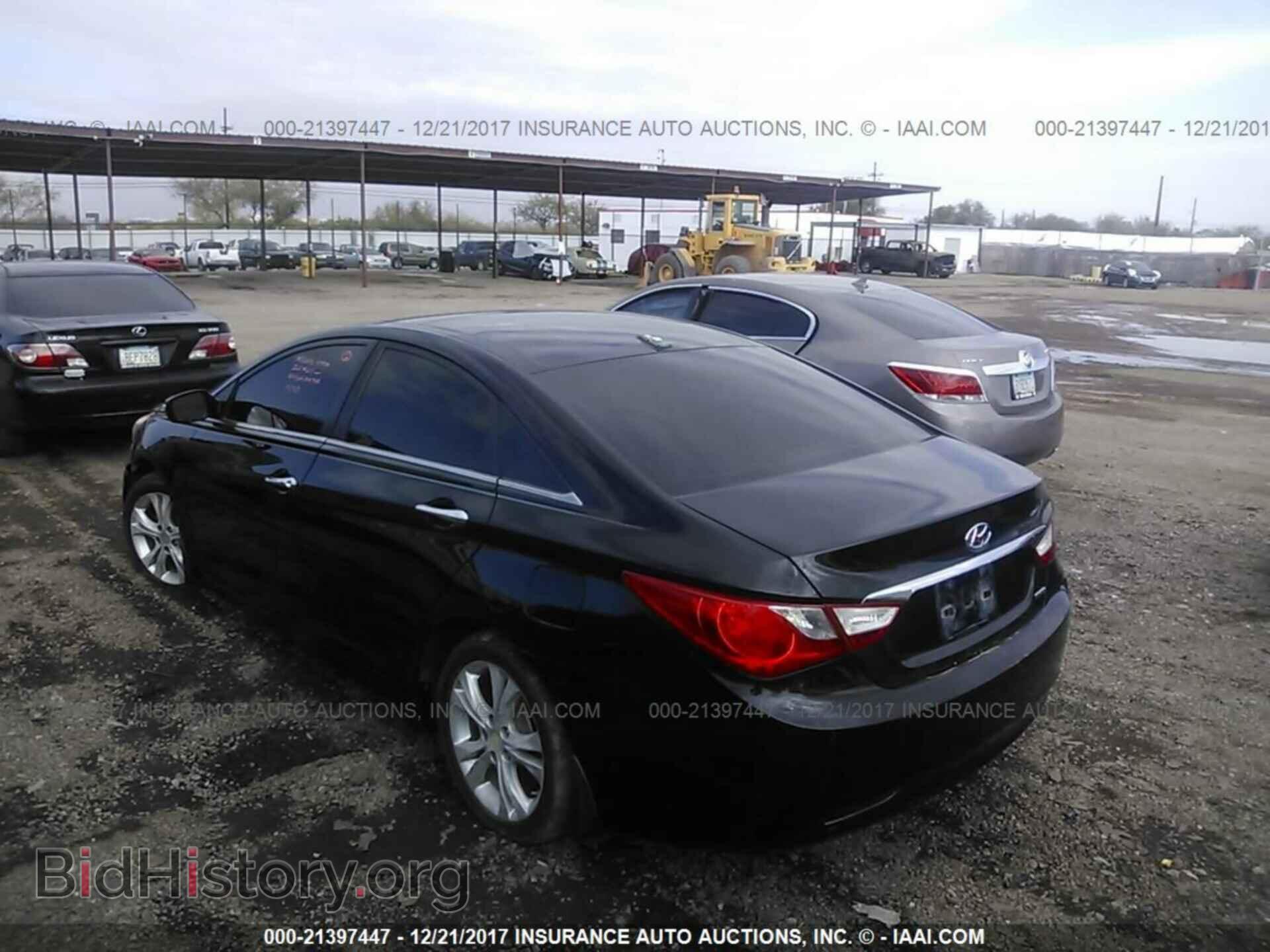 2012 Hyundai Sonata - VIN: 5NPEC4AC1CH487407 - Фото 3