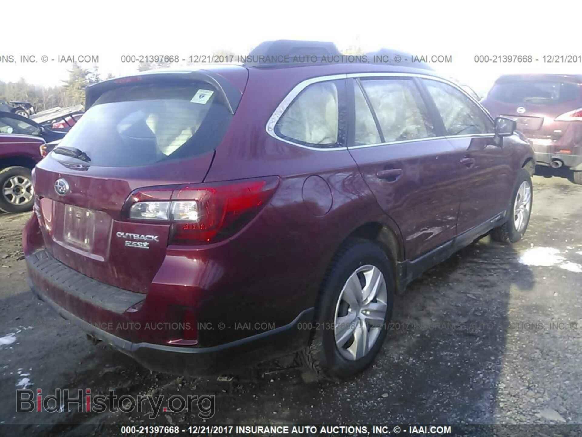 2015 Subaru Outback - VIN: 4S4BSAAC8F3234584 - Photo 4