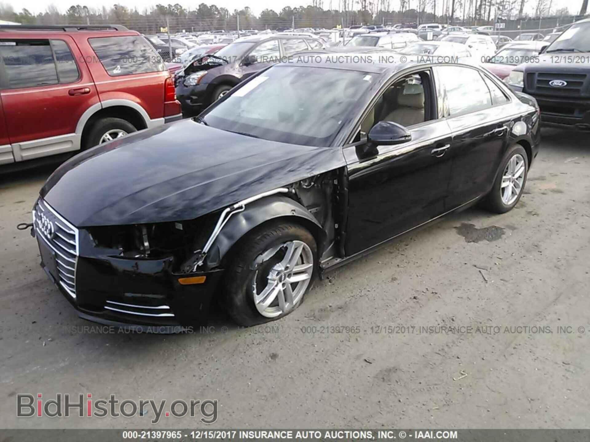 2017 Audi A4 - VIN: WAUGNAF40HN058072 - Фото 2