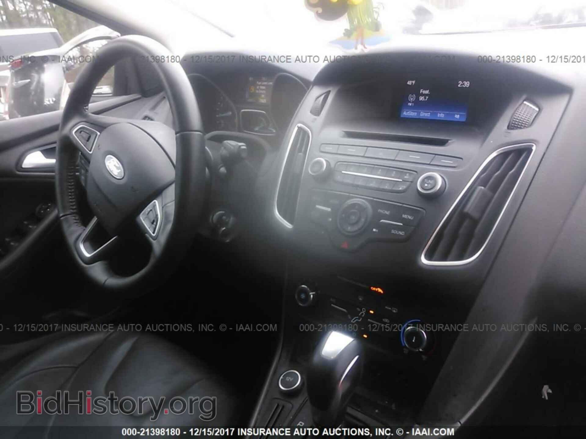 2016 Ford Focus - VIN: 1FADP3K22GL343145 - Фото 5