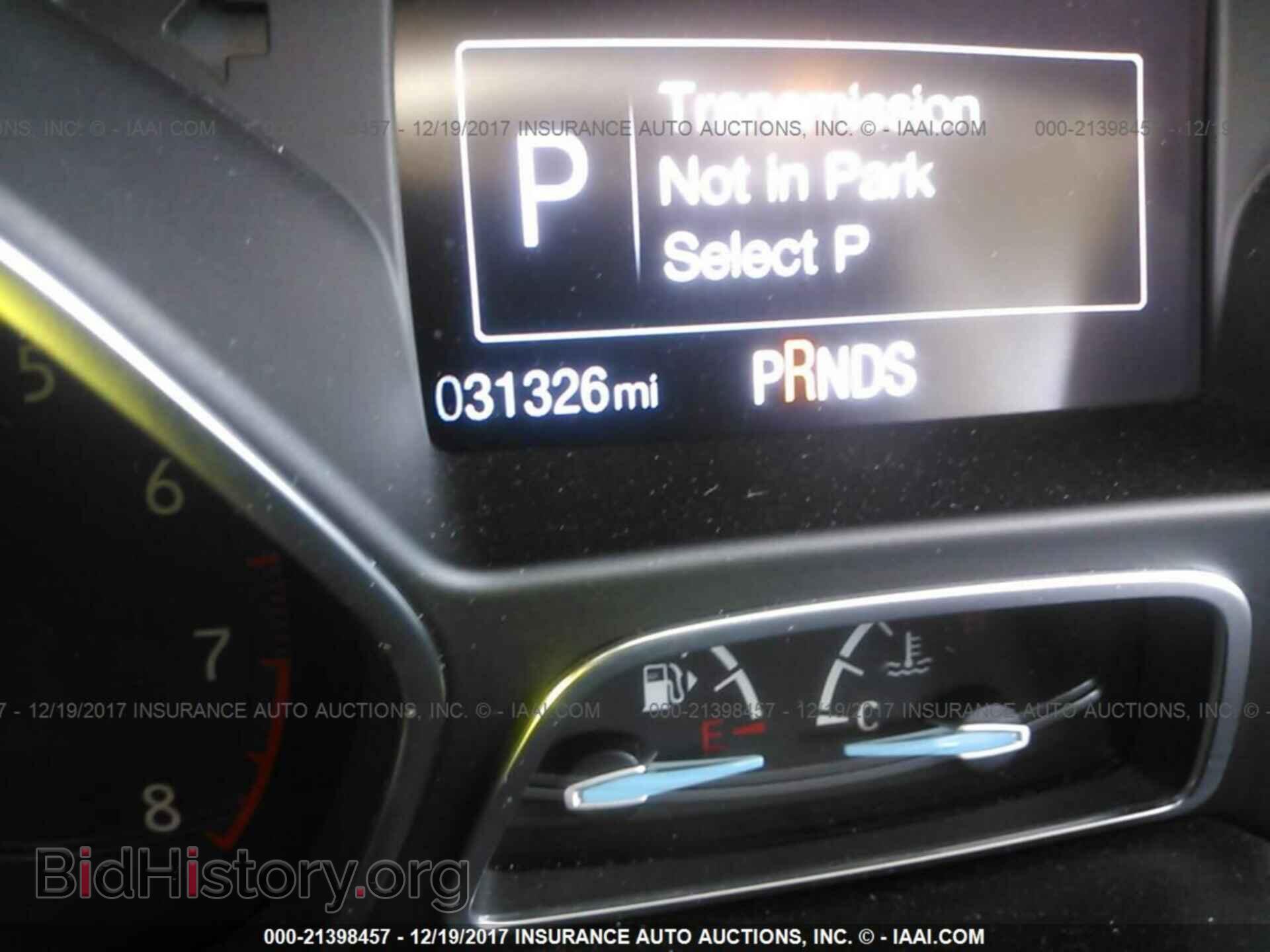 2016 Ford Focus - VIN: 1FADP3F28GL357979 - Photo 7