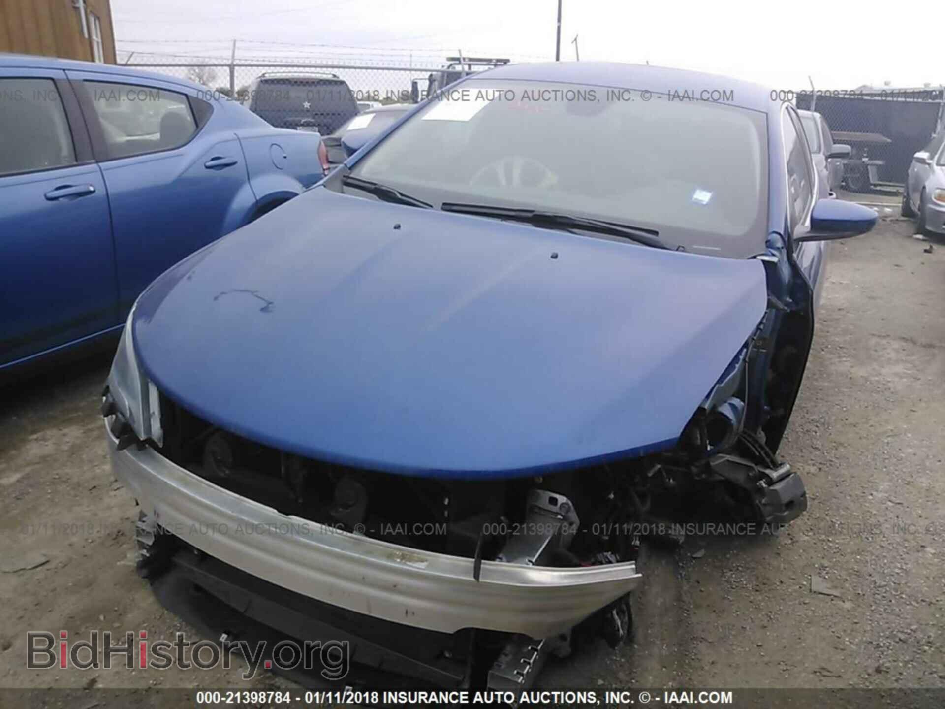 2016 Chrysler 200 - VIN: 1C3CCCAB7GN112575 - Photo 2