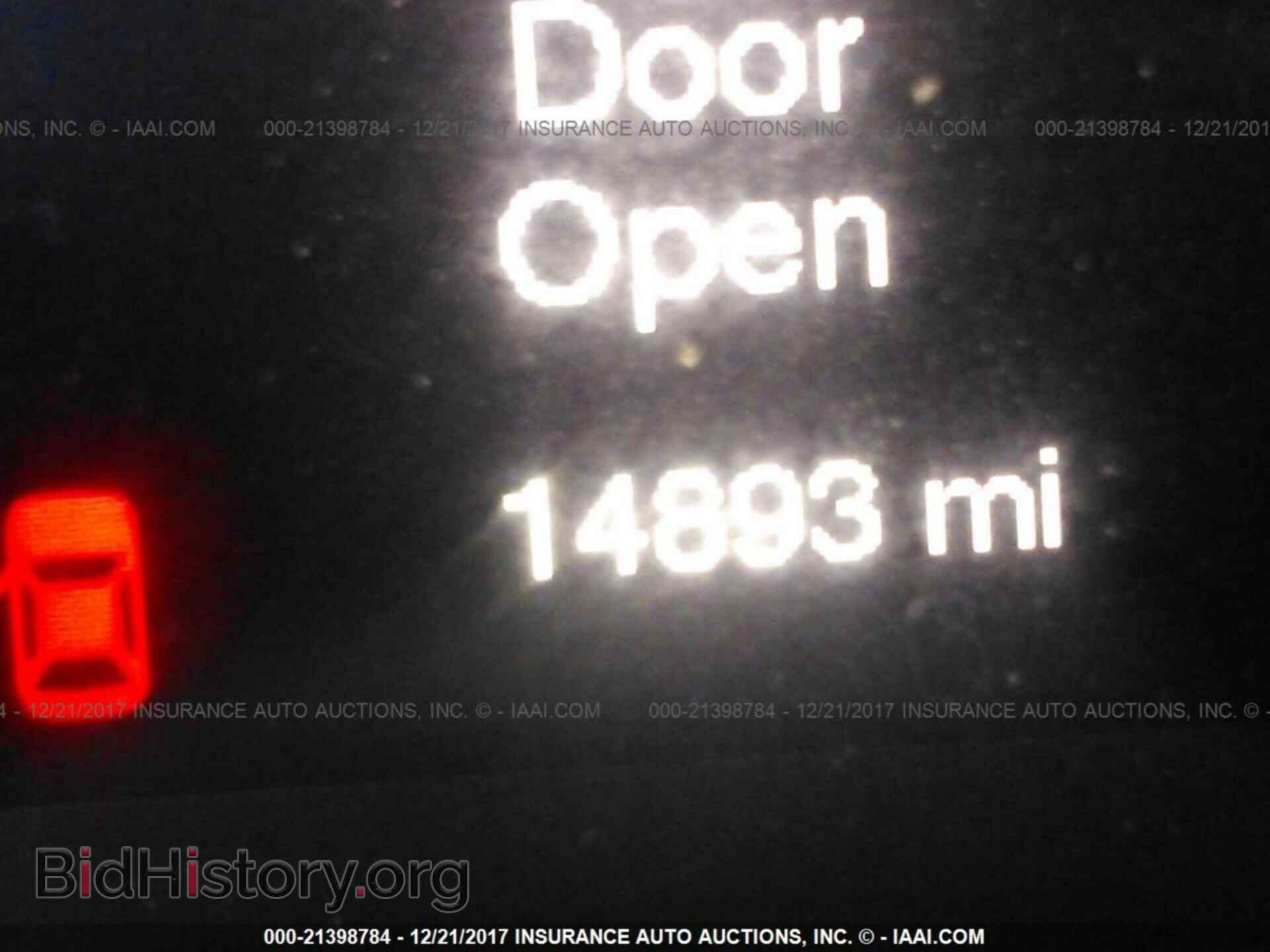 2016 Chrysler 200 - VIN: 1C3CCCAB7GN112575 - Photo 7