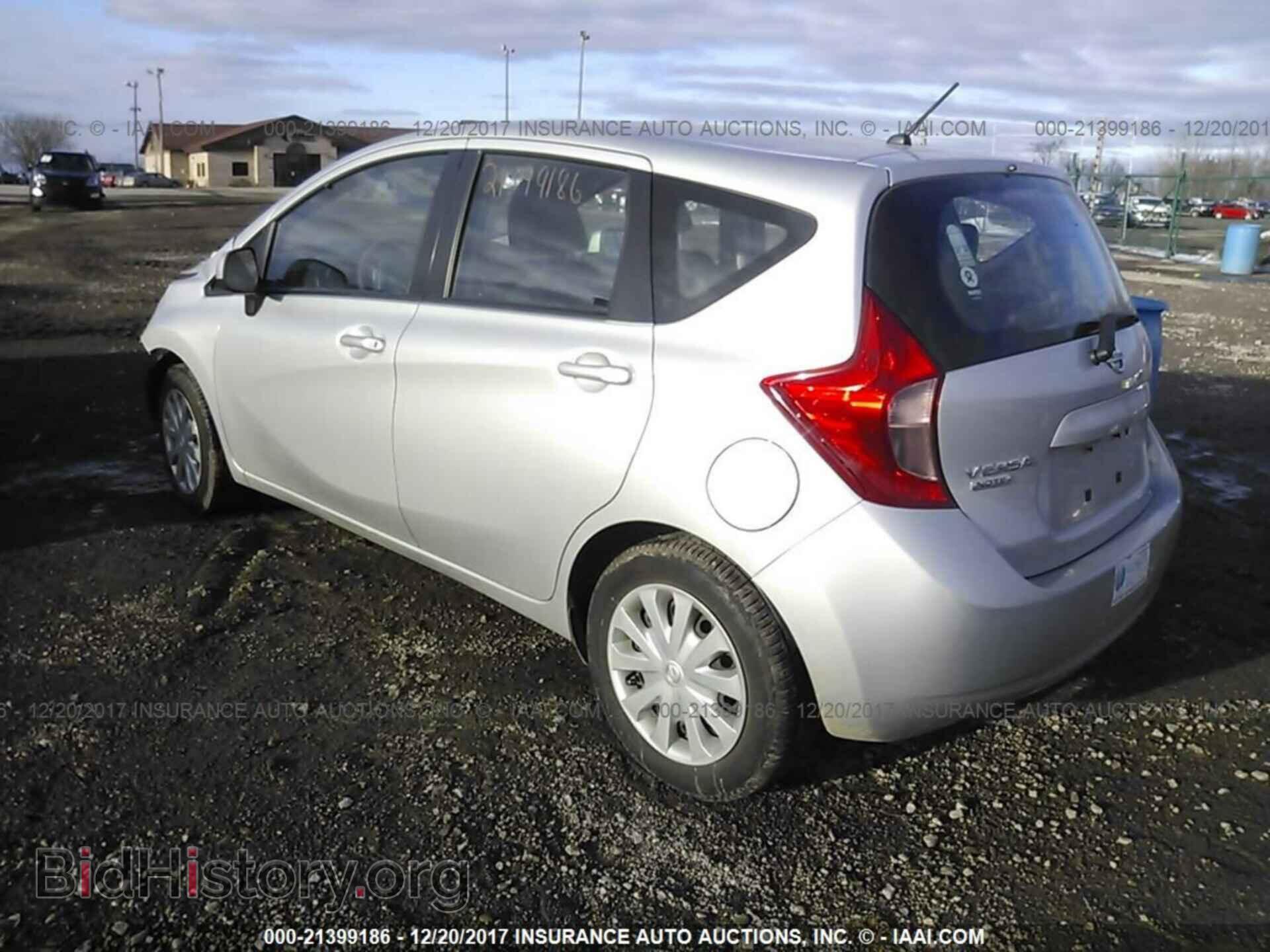 2014 Nissan Versa note - VIN: 3N1CE2CPXEL393201 - Photo 3