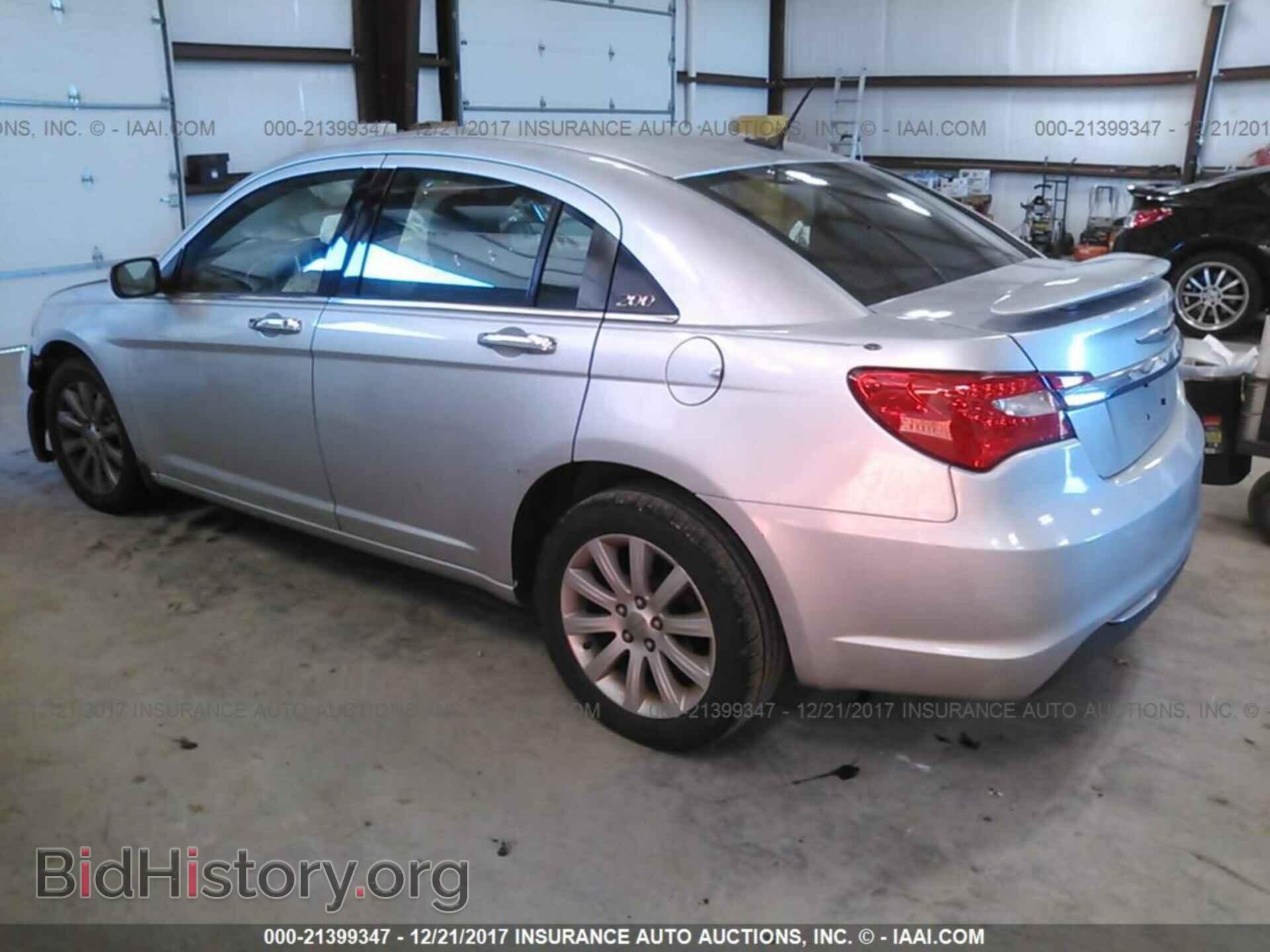 2011 Chrysler 200 - VIN: 1C3BC1FB4BN625400 - Фото 3