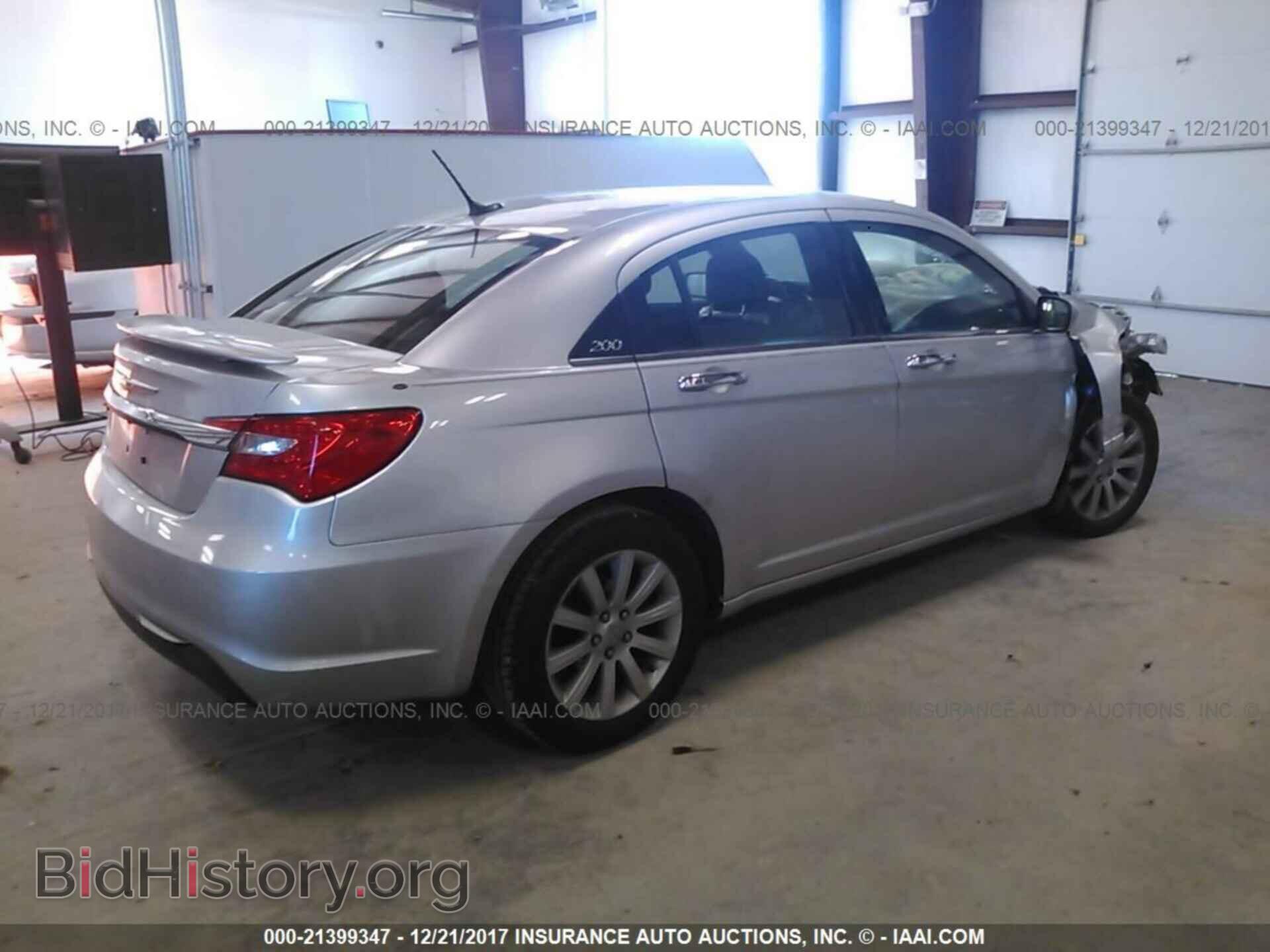 2011 Chrysler 200 - VIN: 1C3BC1FB4BN625400 - Фото 4