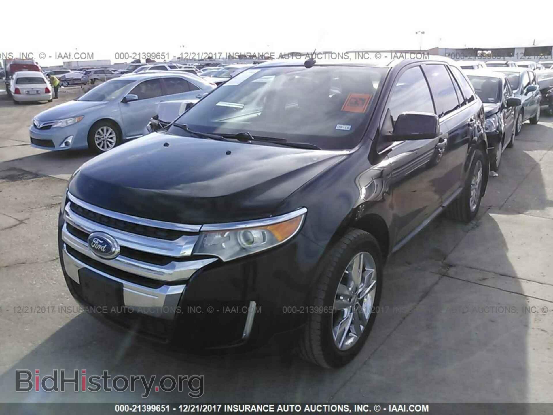 2011 Ford Edge - VIN: 2FMDK3KC1BBA33932 - Photo 2