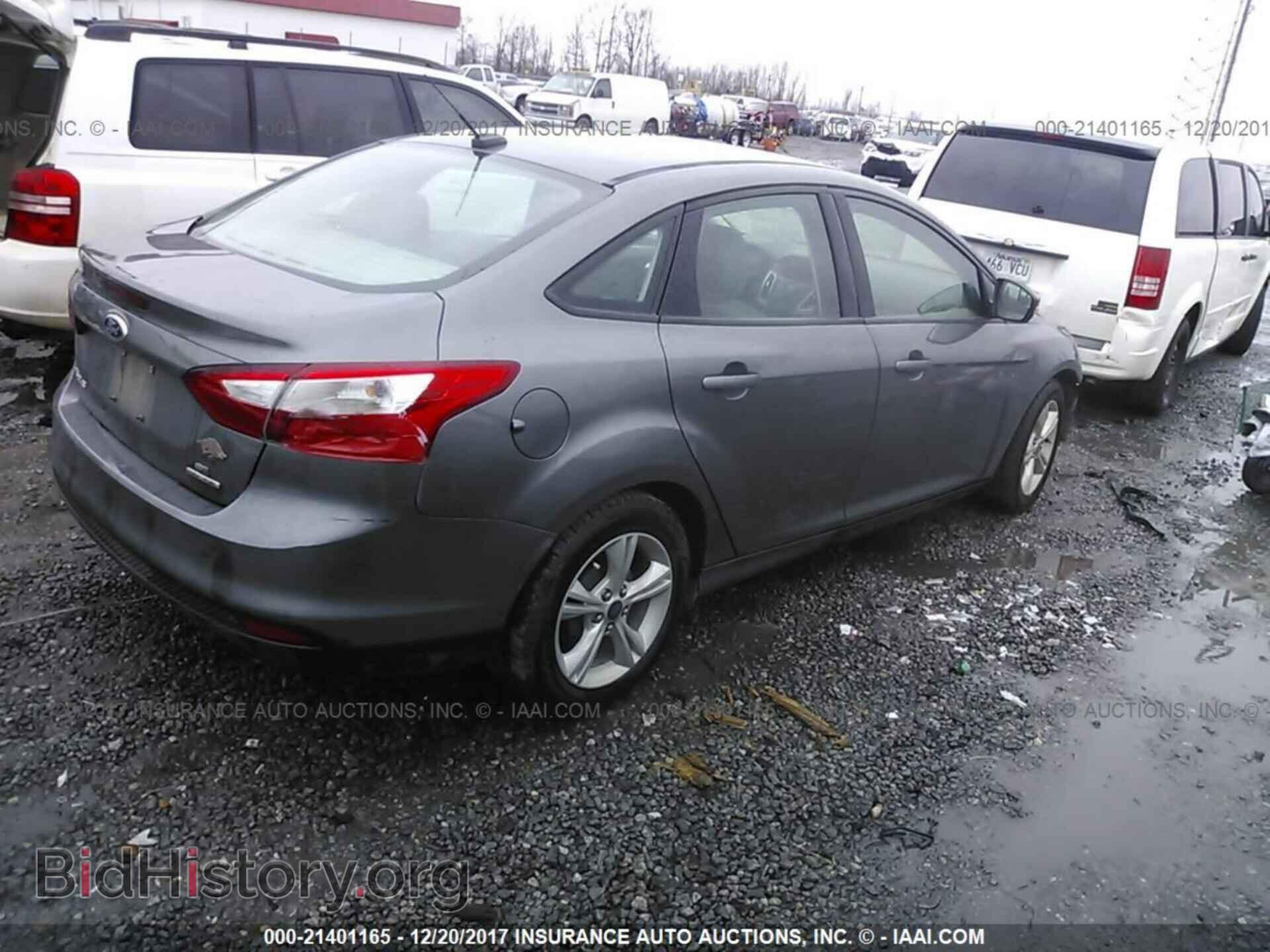 2014 Ford Focus - VIN: 1FADP3F20EL436396 - Photo 4