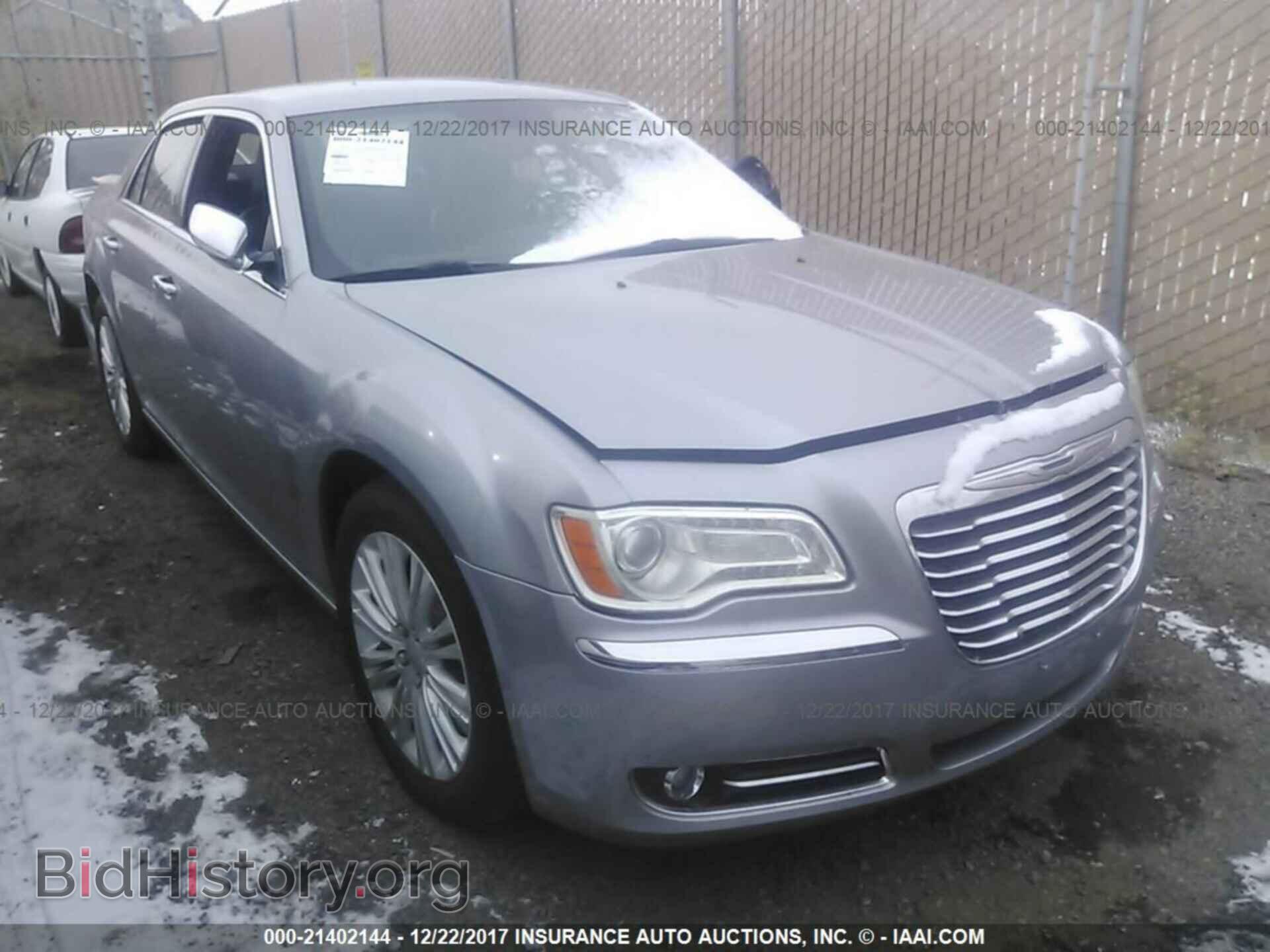 Фотография 2C3CCAKG5DH683095 - Chrysler 300c 2013