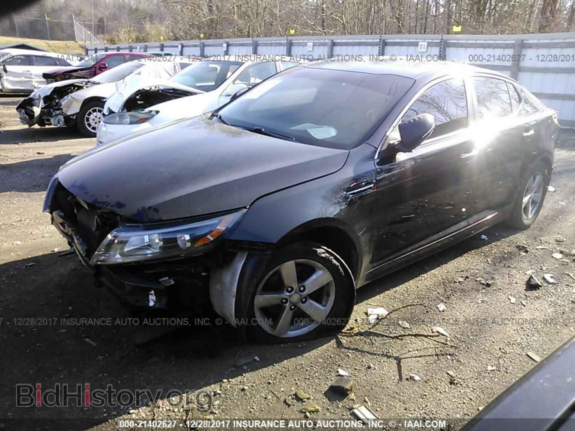 2014 Kia Optima - VIN: 5XXGM4A76EG298324 - Photo 2
