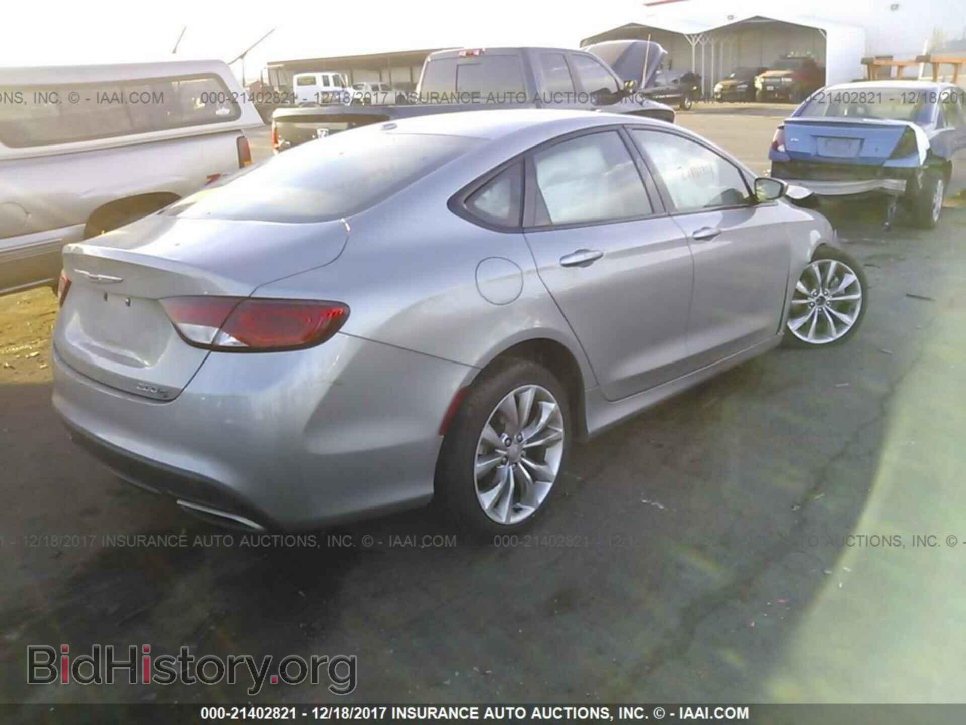 2015 Chrysler 200 - VIN: 1C3CCCBB7FN669855 - Фото 4