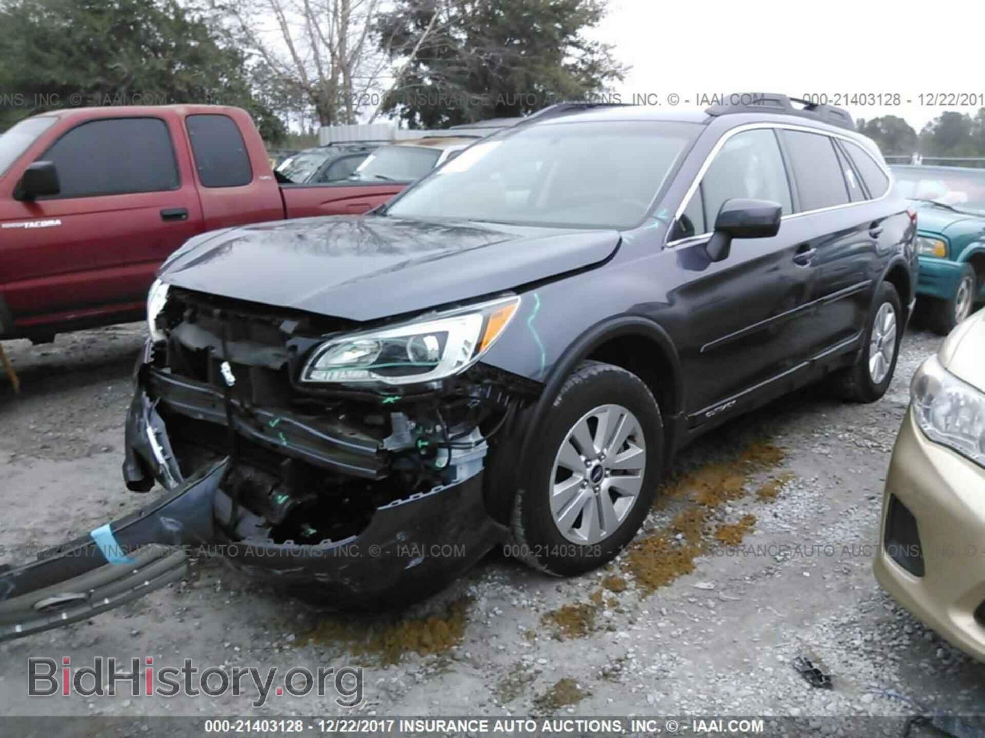 2015 Subaru Outback - VIN: 4S4BSBCC1F3303537 - Фото 2
