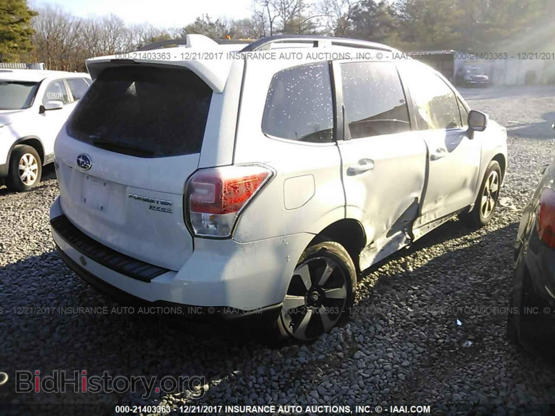 2017 Subaru Forester - VIN: JF2SJAJC7HH520280 - Photo 4