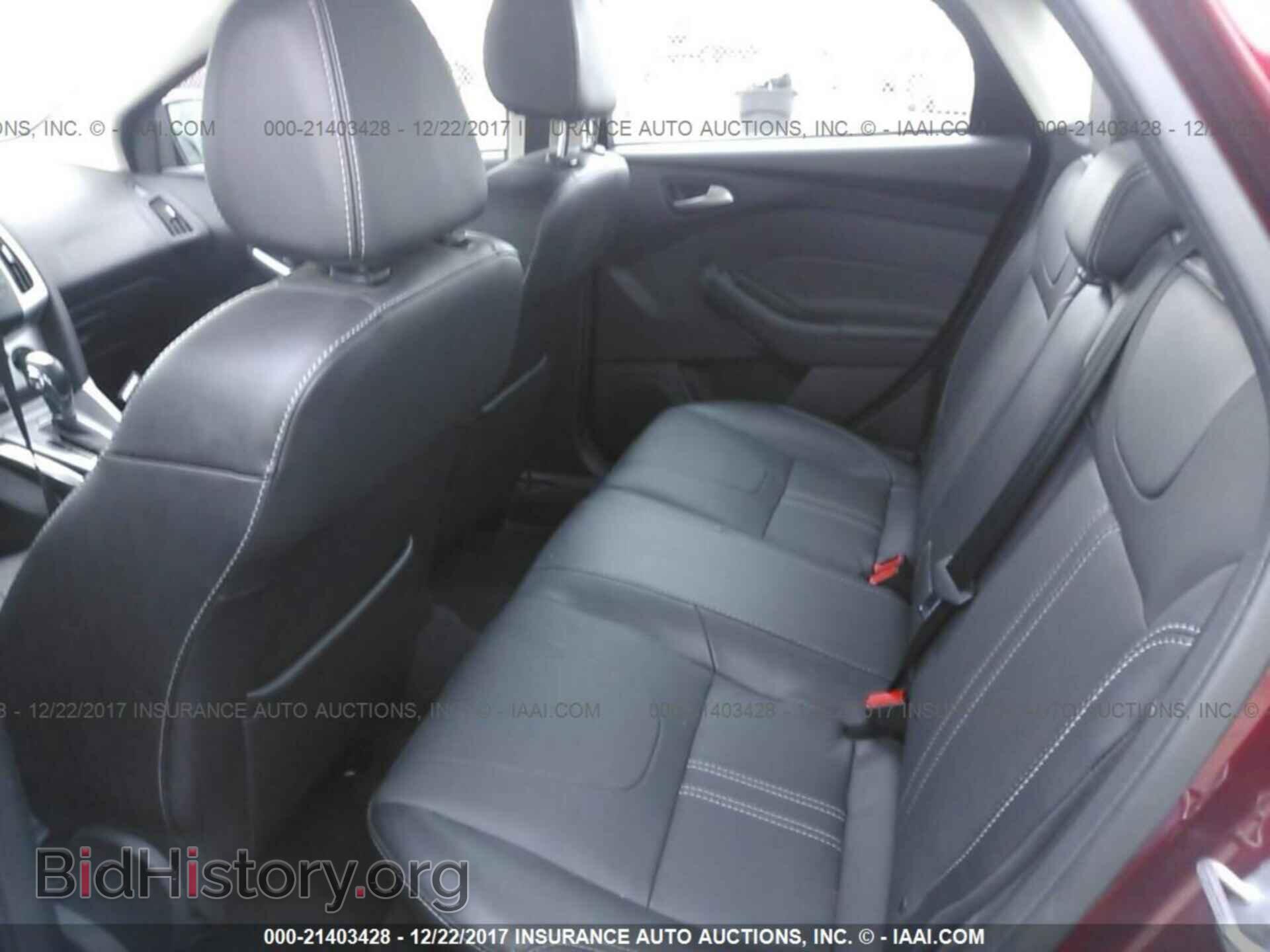 2014 Ford Focus - VIN: 1FADP3F23EL175927 - Photo 8