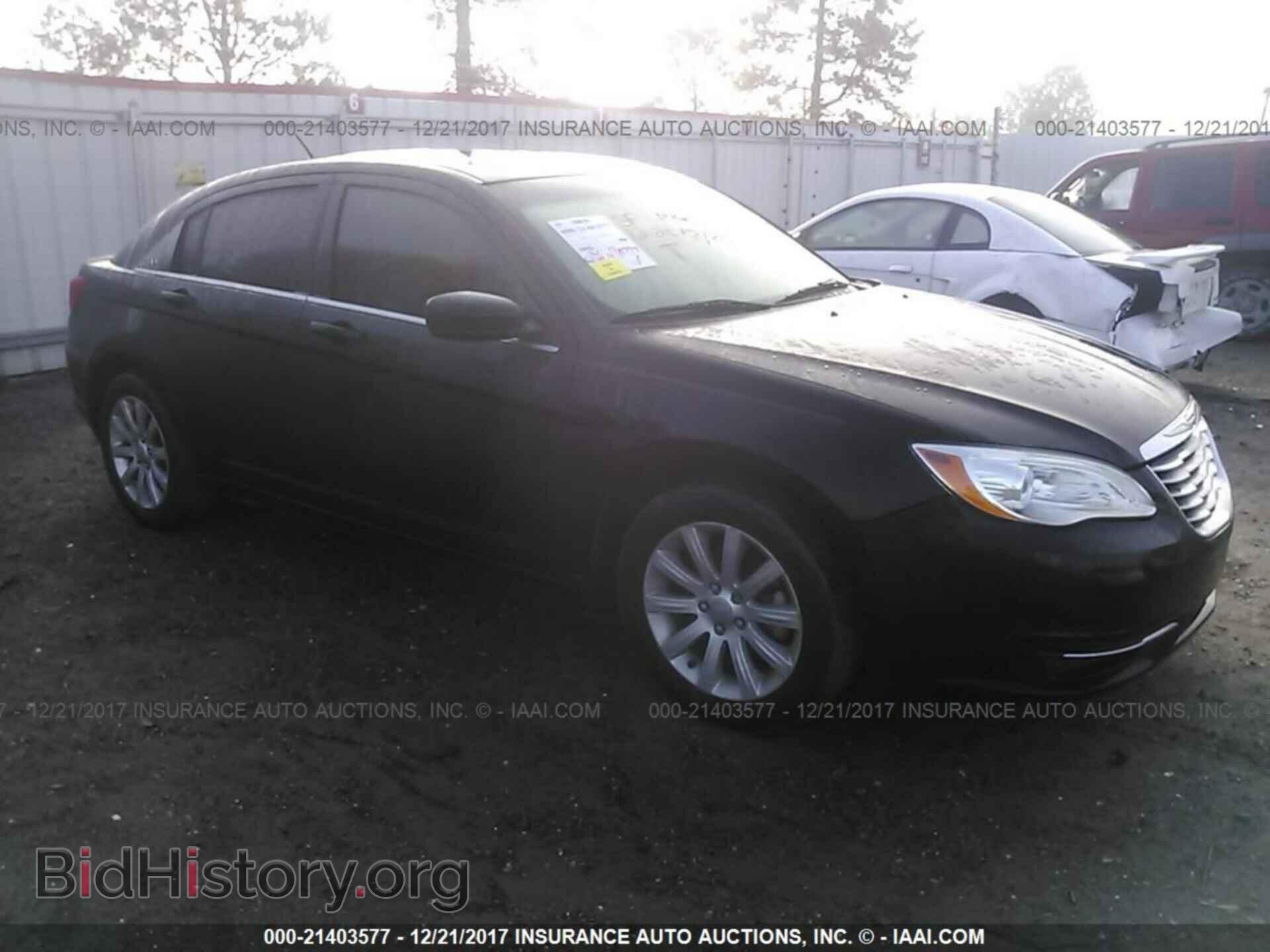Photo 1C3CCBBB8DN738916 - Chrysler 200 2013