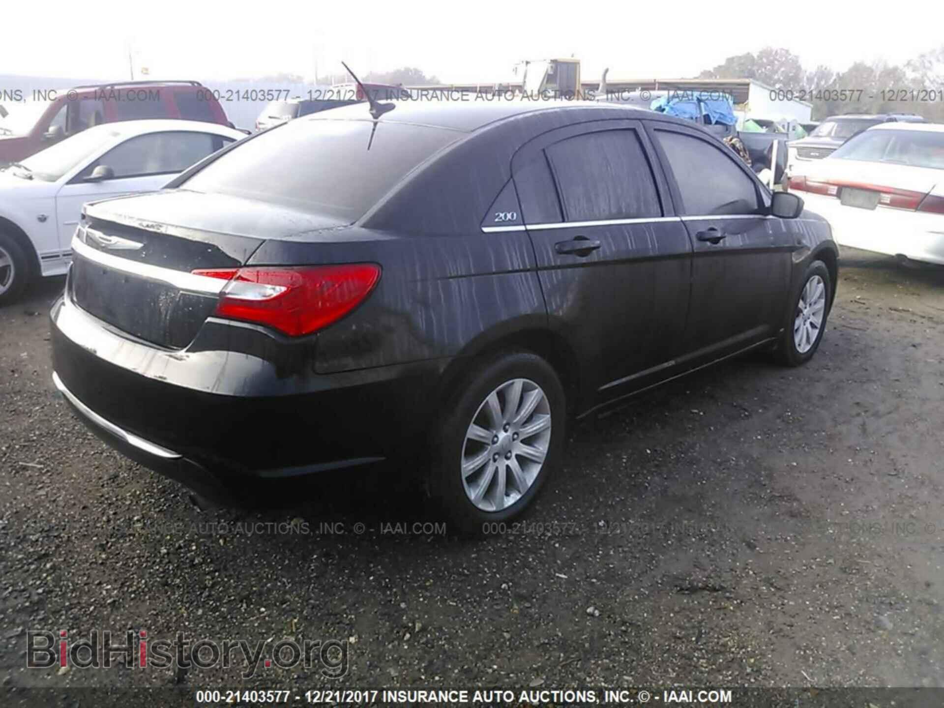 2013 Chrysler 200 - VIN: 1C3CCBBB8DN738916 - Photo 4