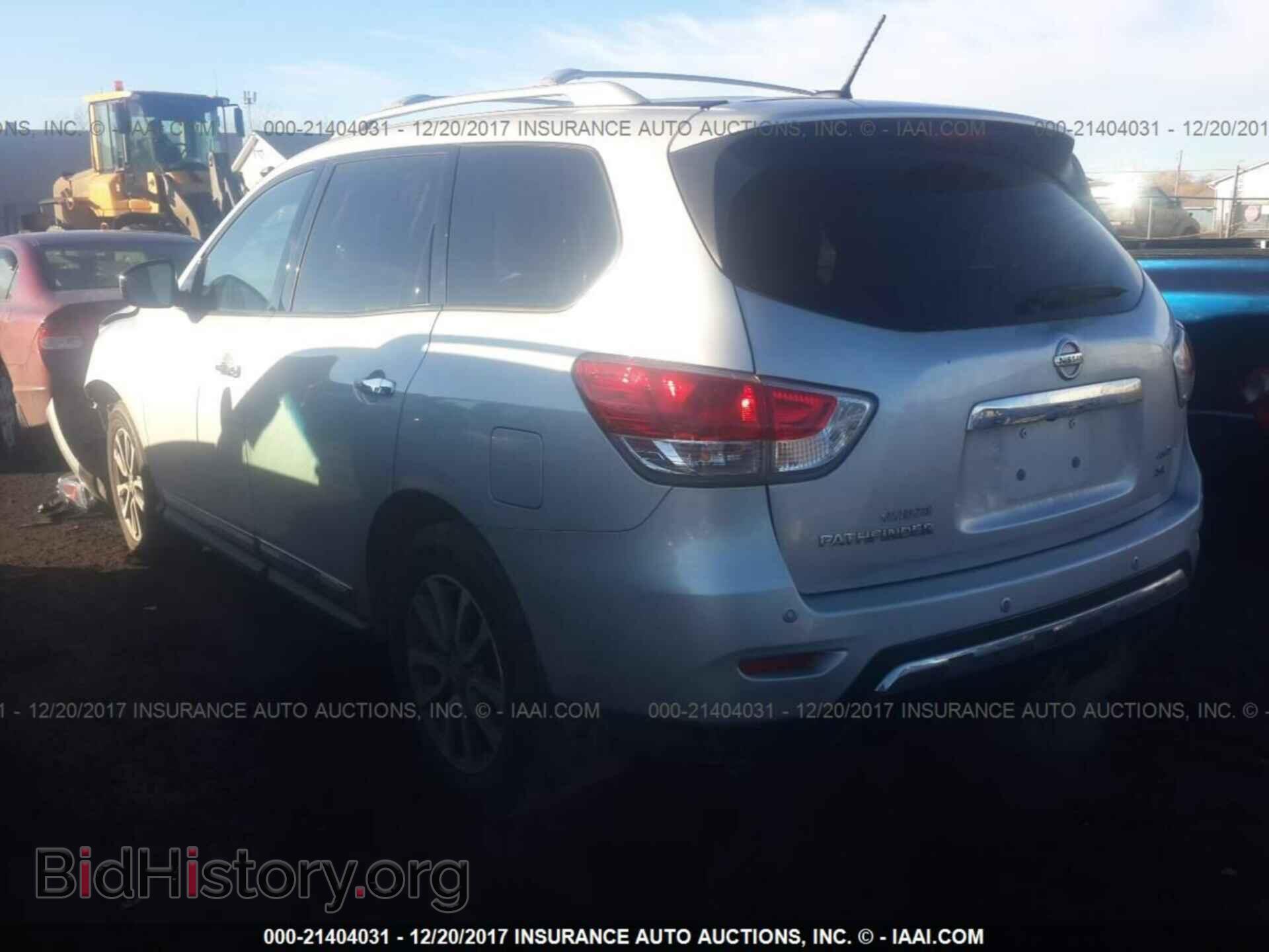 2015 Nissan Pathfinder - VIN: 5N1AR2MM6FC719761 - Фото 3