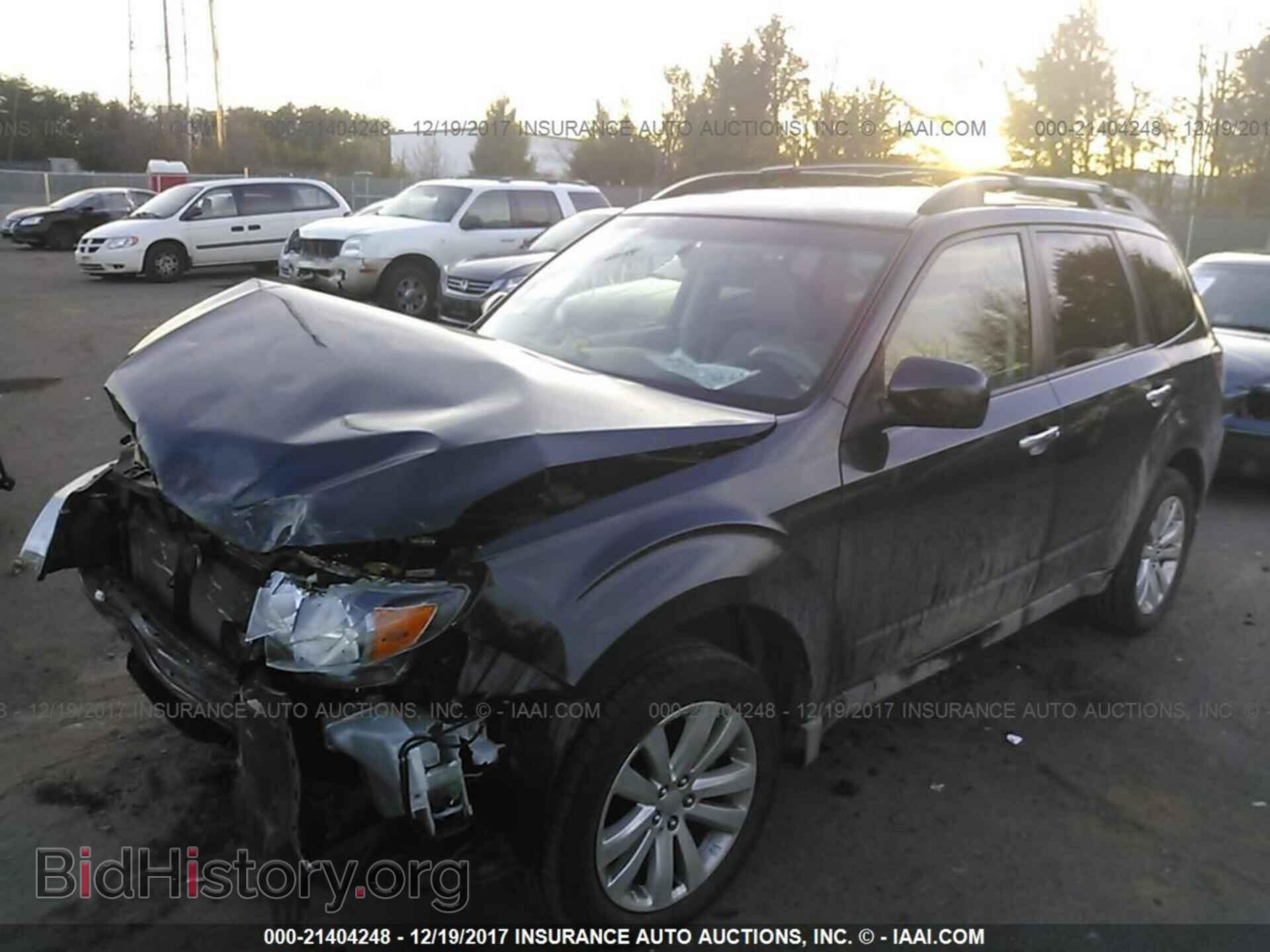 2011 Subaru Forester - VIN: JF2SHAEC9BH780340 - Фото 2