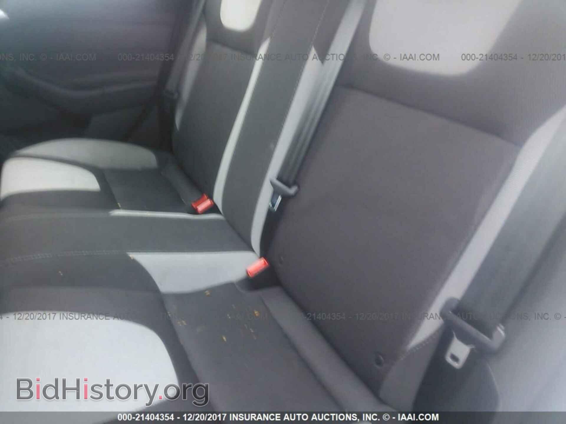 2012 Ford Focus - VIN: 1FAHP3F29CL466446 - Photo 8