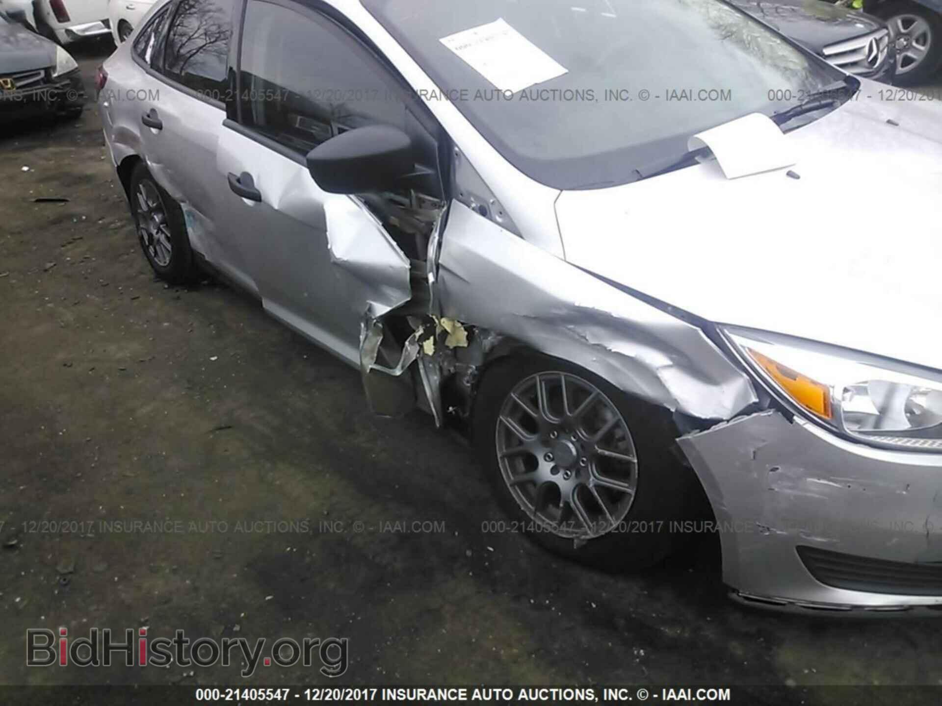 2016 Ford Focus - VIN: 1FADP3E21GL242450 - Photo 6