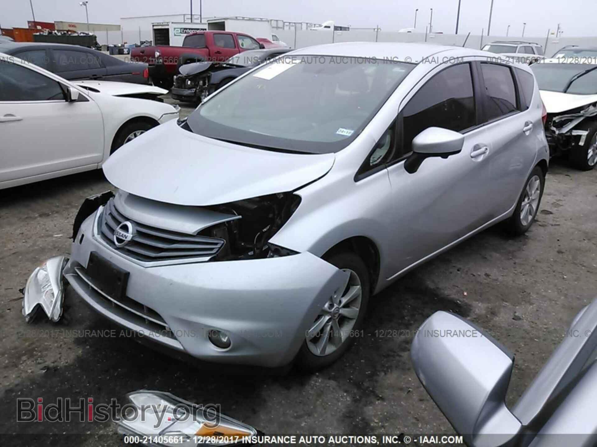 2016 Nissan Versa note - VIN: 3N1CE2CP7GL410152 - Фото 2