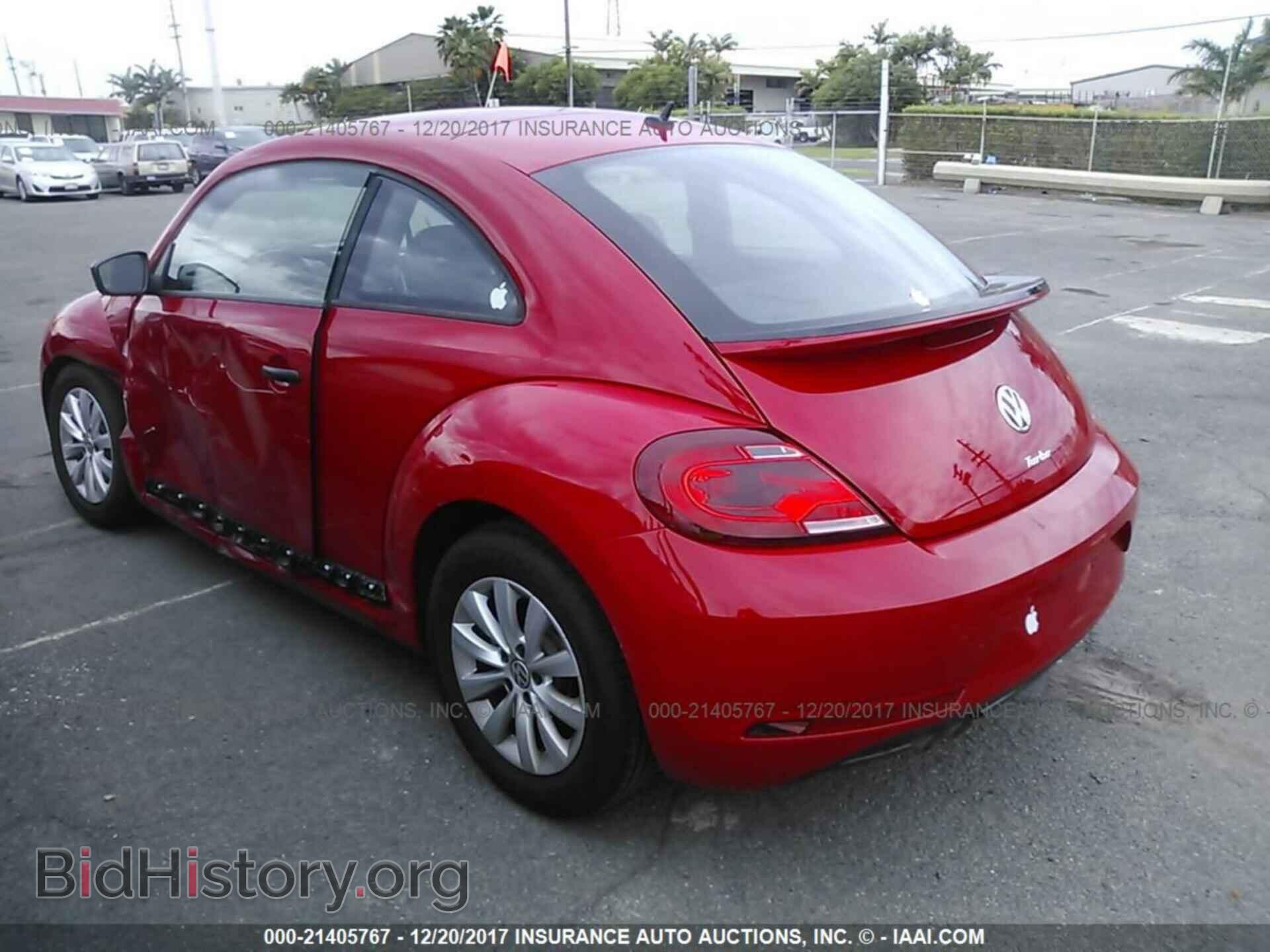 2017 Volkswagen Beetle - VIN: 3VWF17AT9HM609148 - Фото 3
