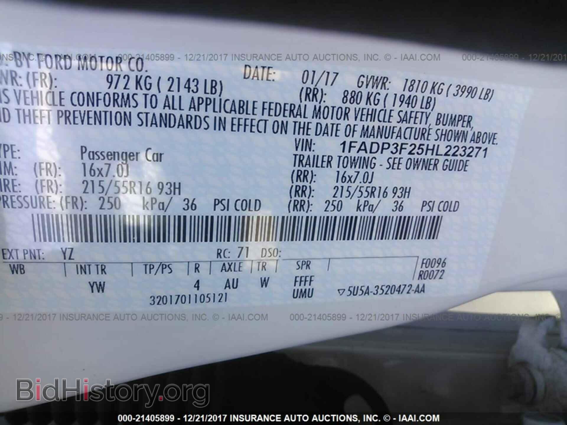 2017 Ford Focus - VIN: 1FADP3F25HL223271 - Photo 9