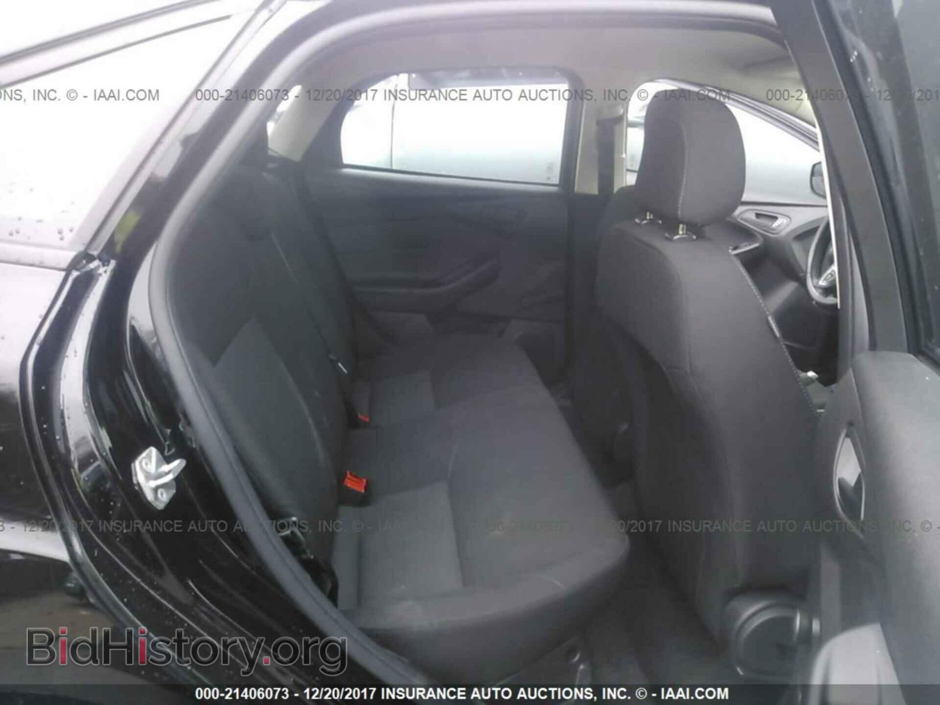 2017 Ford Focus - VIN: 1FADP3E2XHL332777 - Фото 8