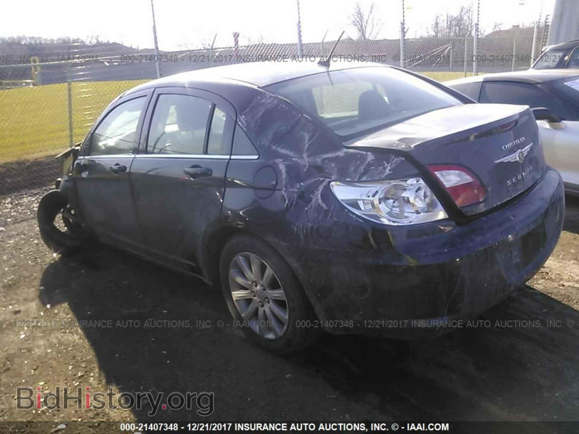 2010 CHRYSLER SEBRING - VIN: 1C3CC5FB7AN181486 - Фото 3