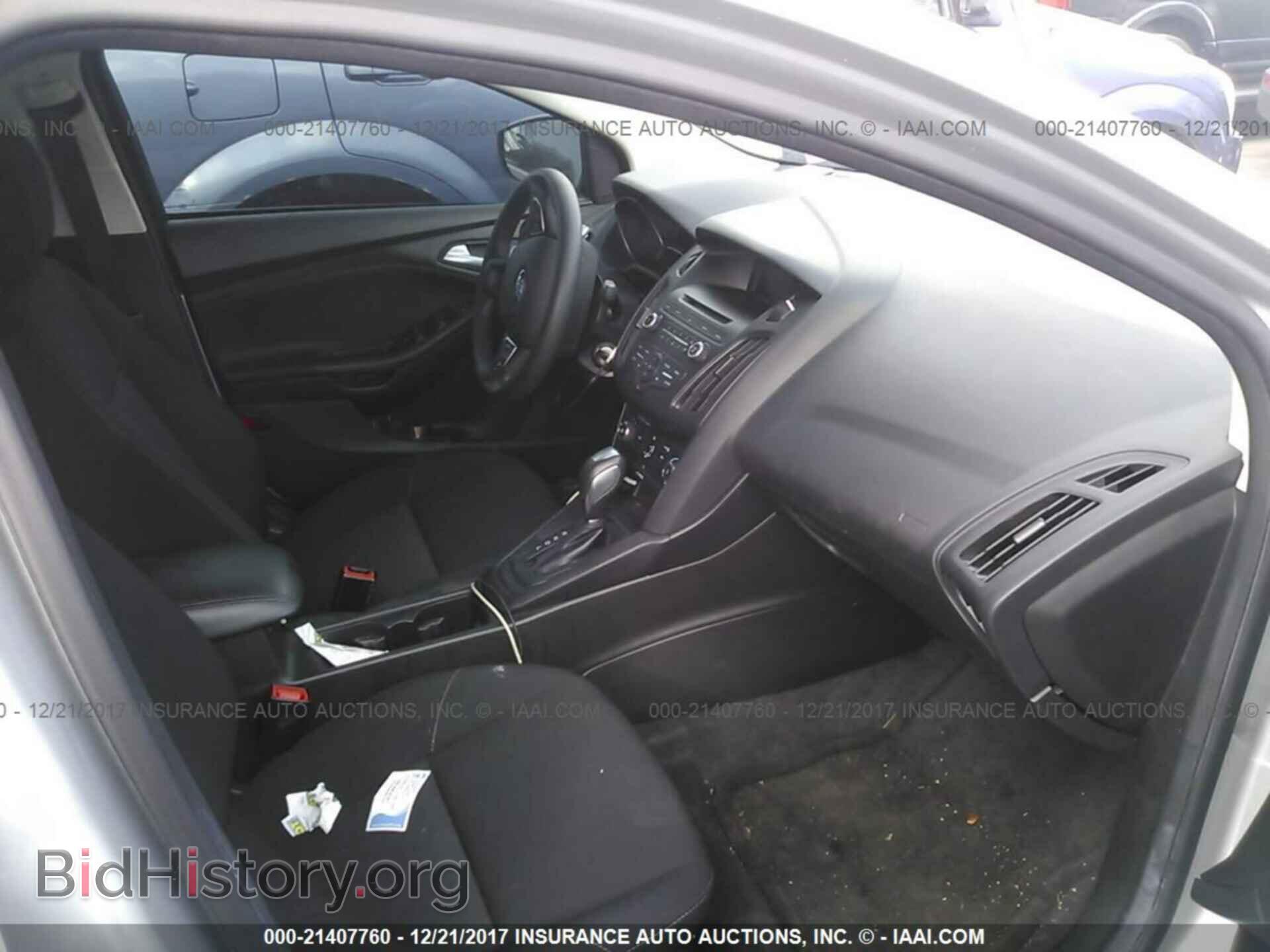 2016 Ford Focus - VIN: 1FADP3F20GL290892 - Фото 5