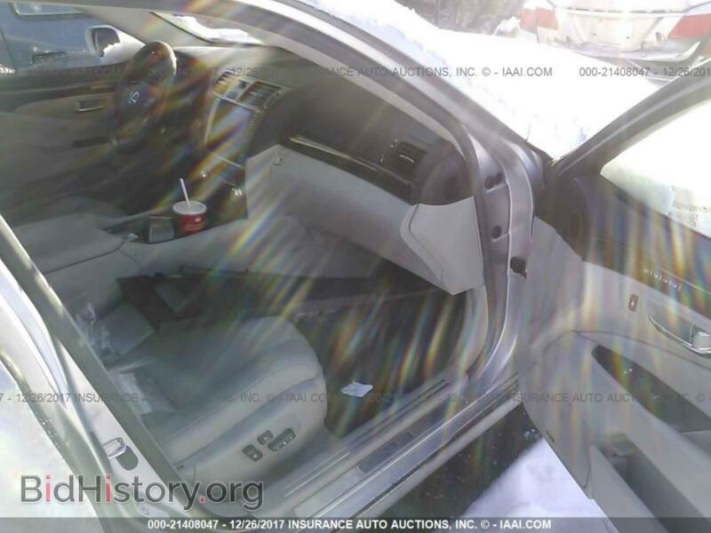 2011 Lexus LS (VIN JTHCL5EFXB5011414) — photo 5 of 10