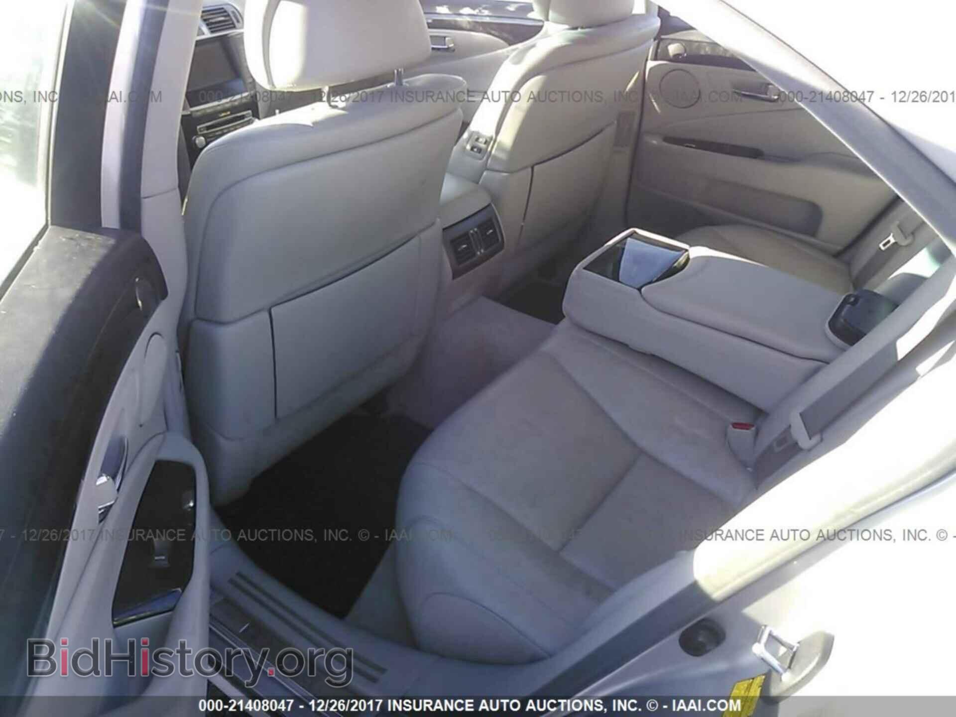 2011 Lexus Ls - VIN: JTHCL5EFXB5011414 - Photo 8