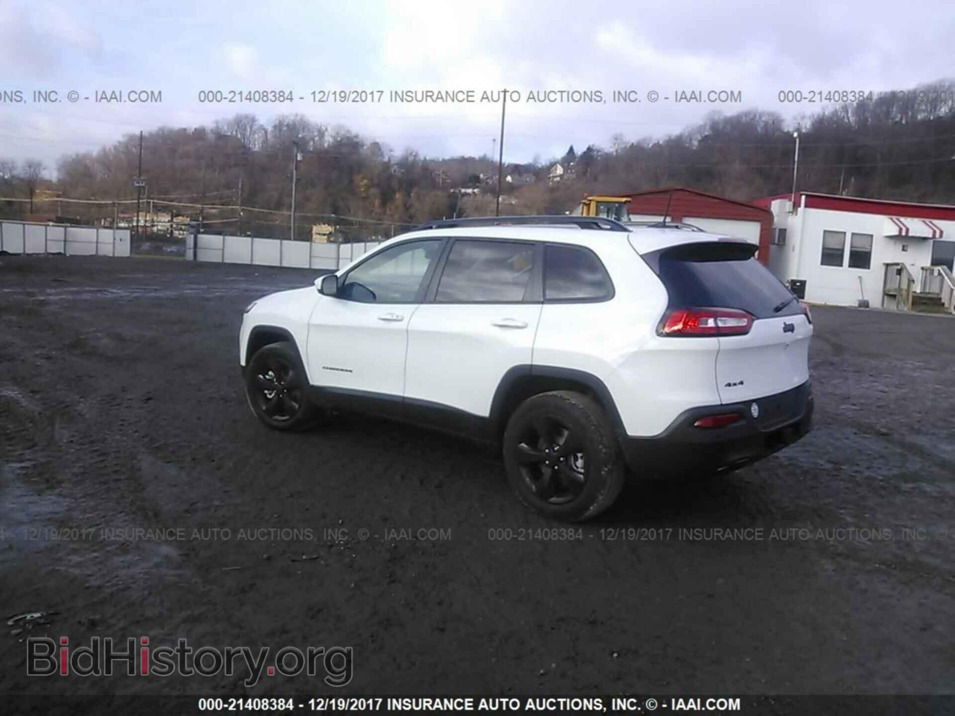 2018 Jeep Cherokee - VIN: 1C4PJMDB4JD539472 - Фото 3