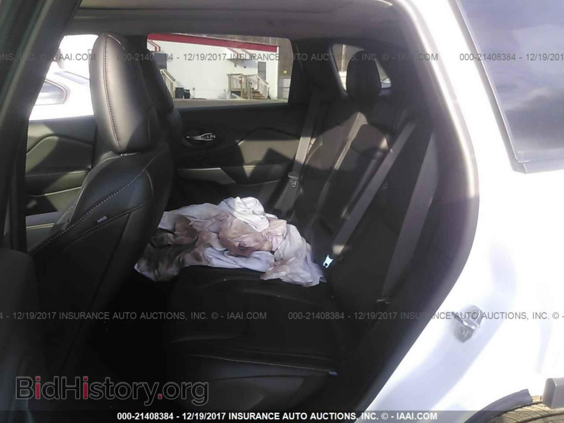 2018 Jeep Cherokee - VIN: 1C4PJMDB4JD539472 - Фото 8