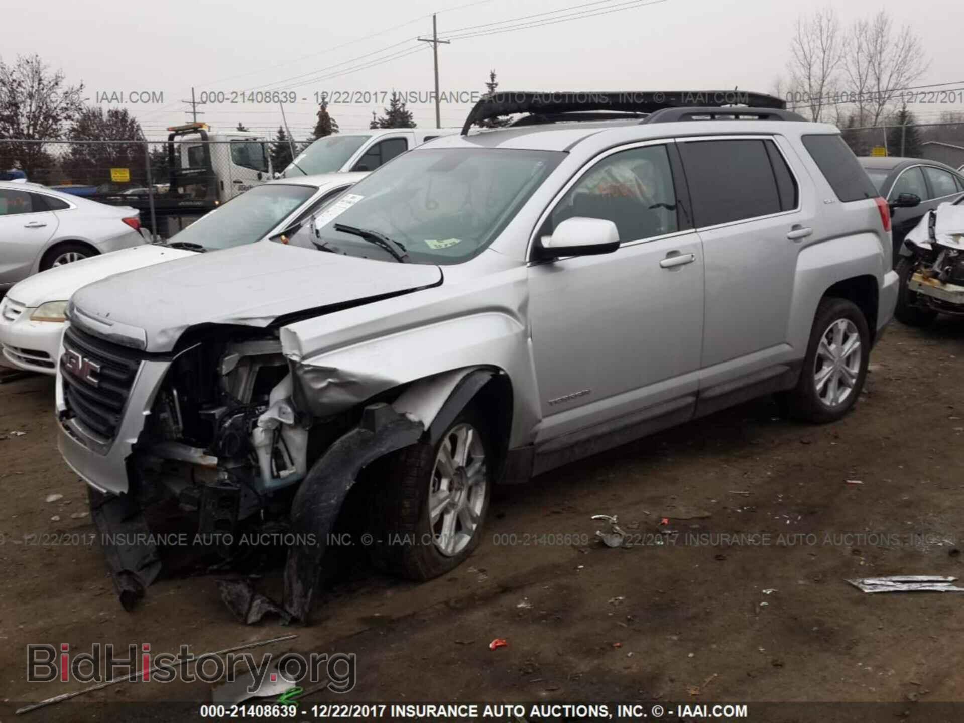 2017 Gmc Terrain - VIN: 2GKFLTEK7H6216044 - Photo 2