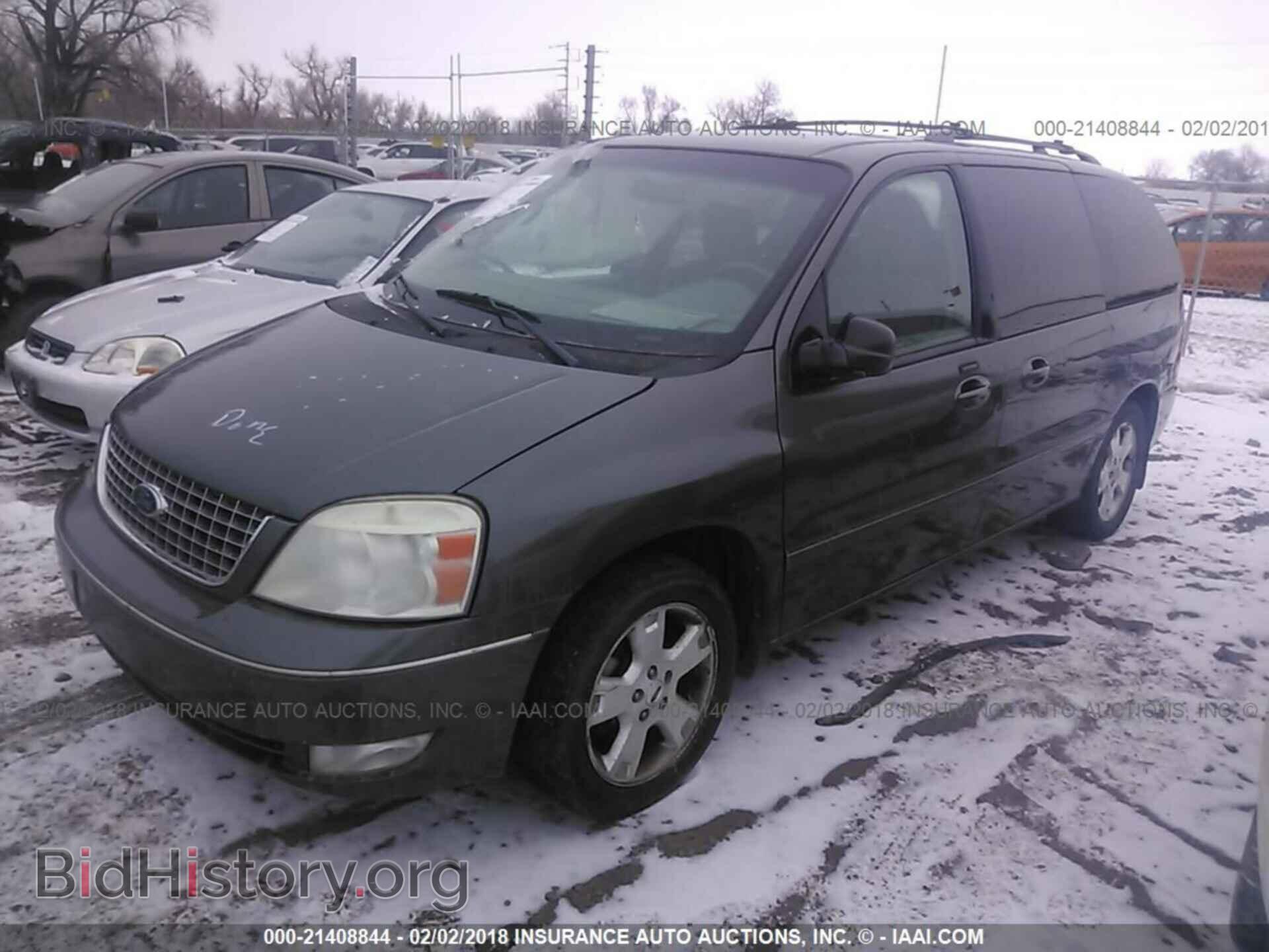 2005 FORD FREESTAR - VIN: 2FMDA52225BA70806 - Фото 2