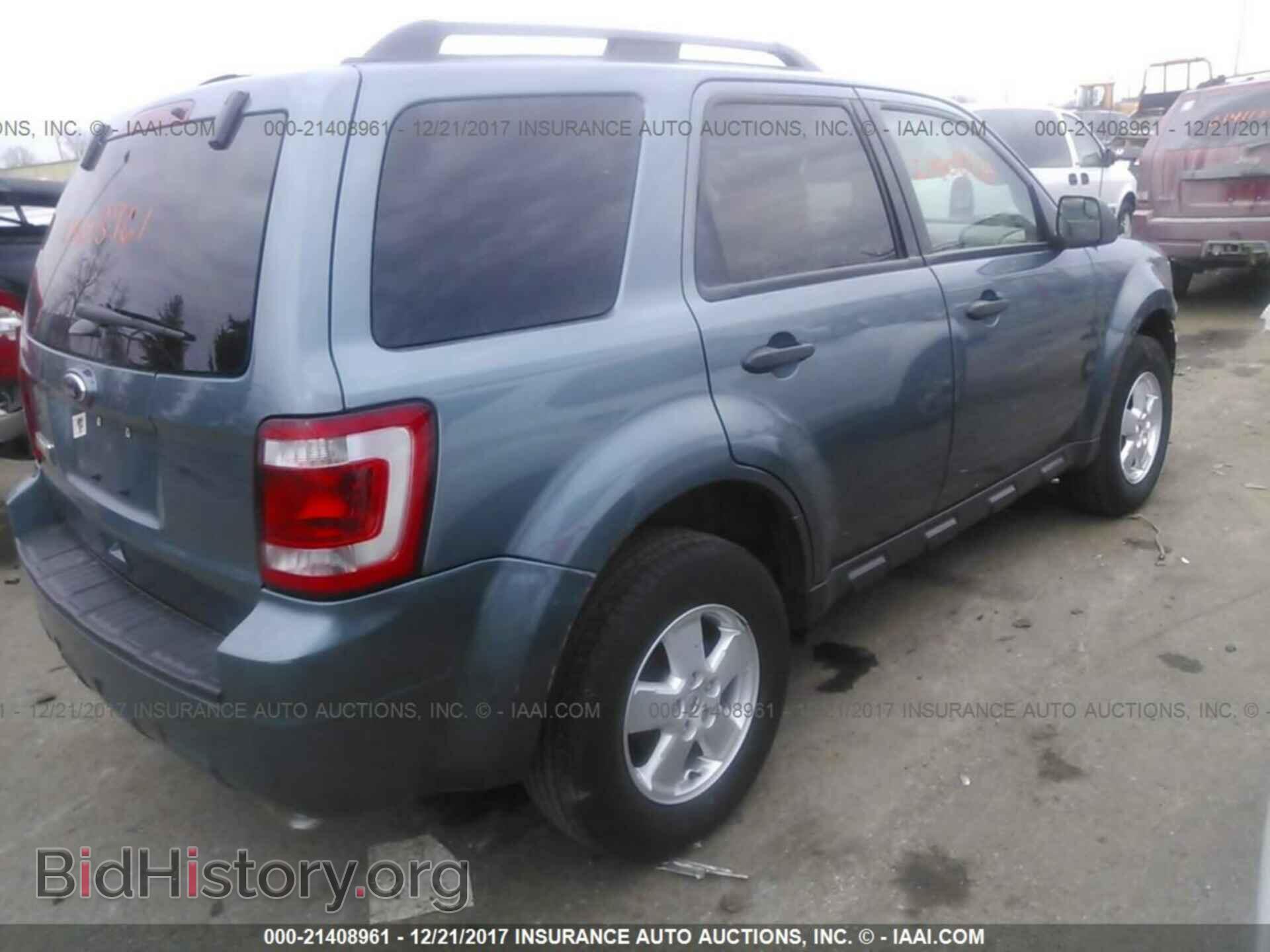 2012 Ford Escape - VIN: 1FMCU0D79CKB11496 - Photo 4