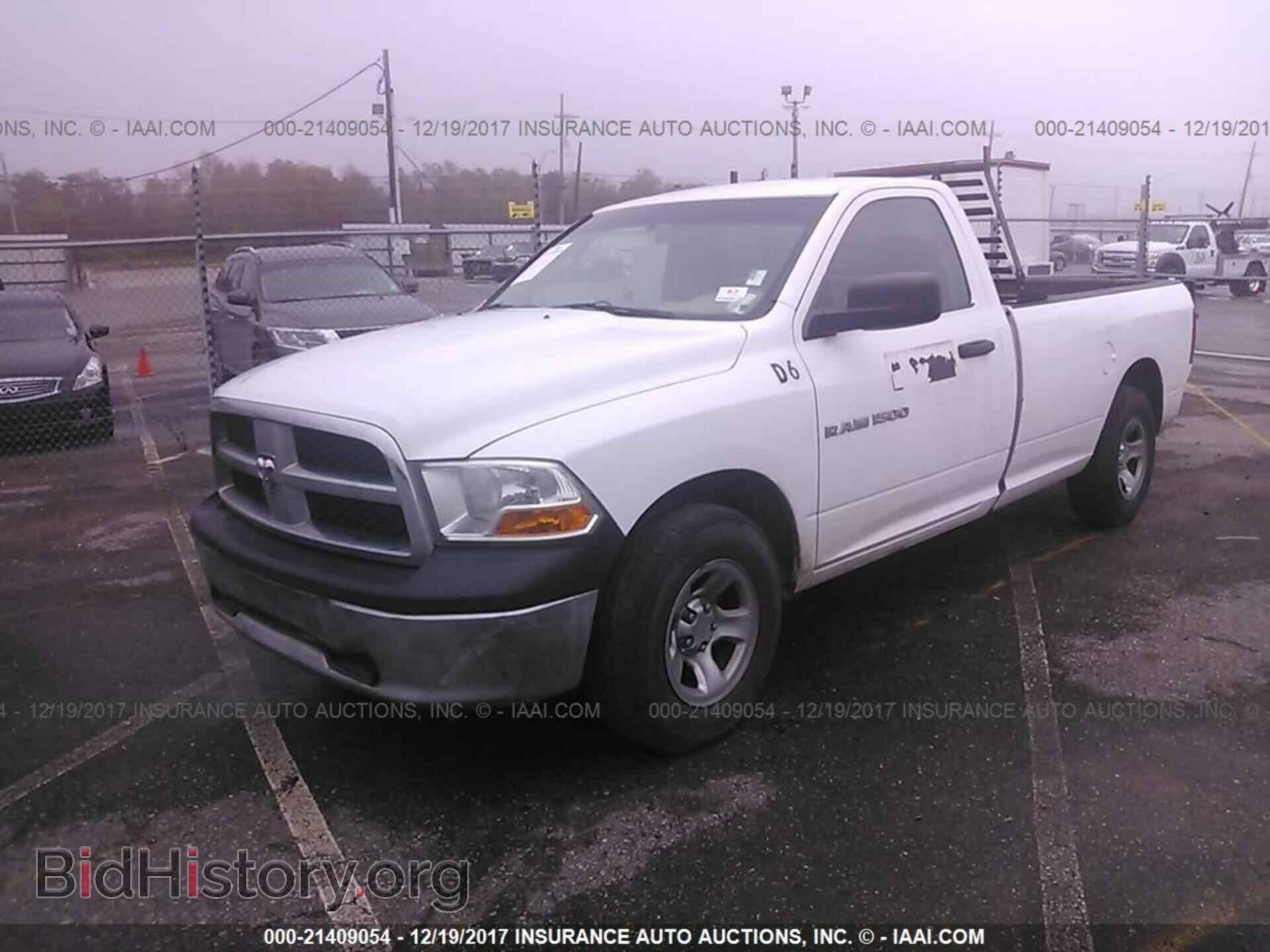 2011 Dodge Ram 1500 - VIN: 3D7JB1EP6BG548289 - Фото 2