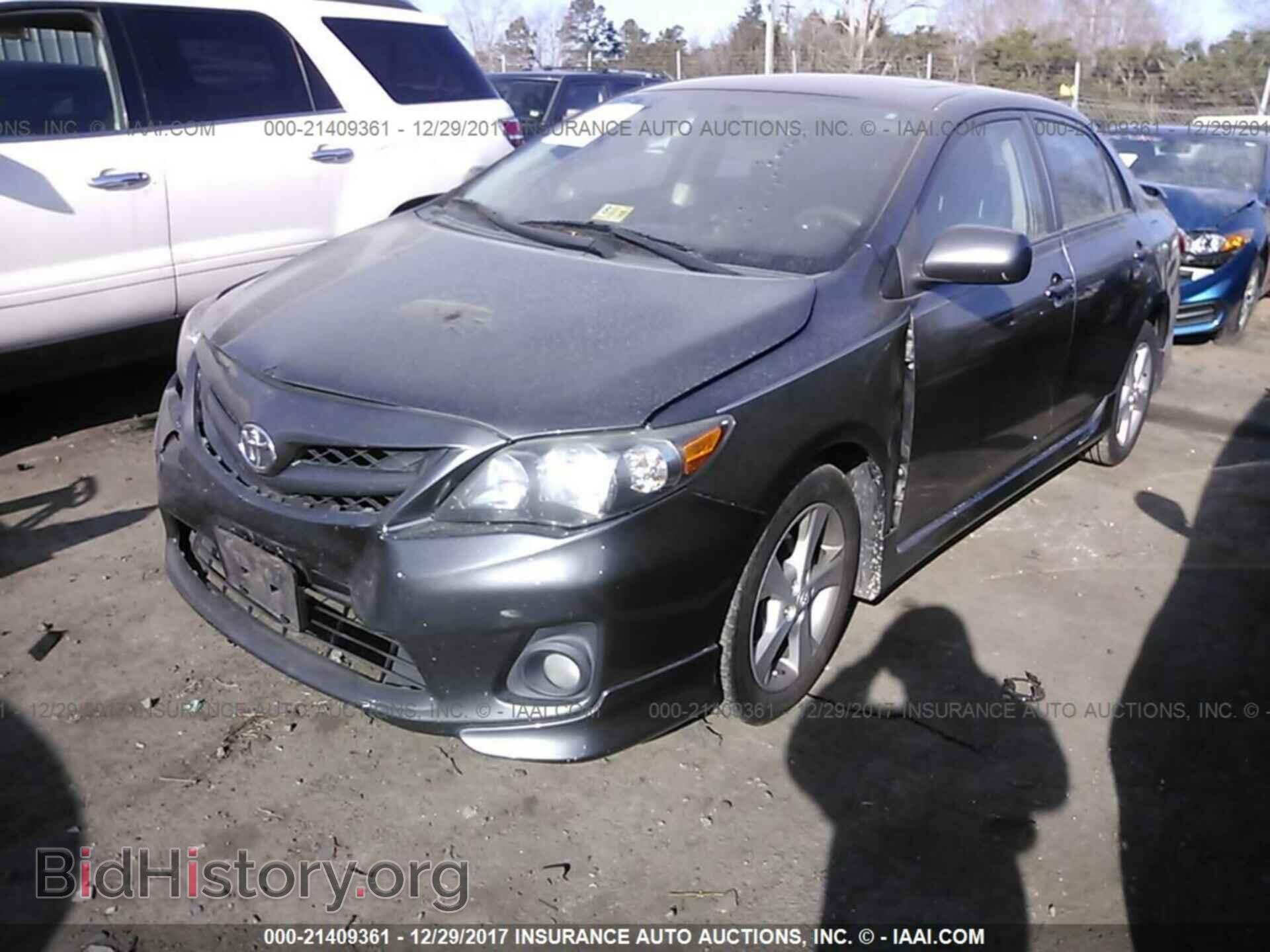 2011 Toyota Corolla - VIN: 2T1BU4EE8BC613176 - Photo 2